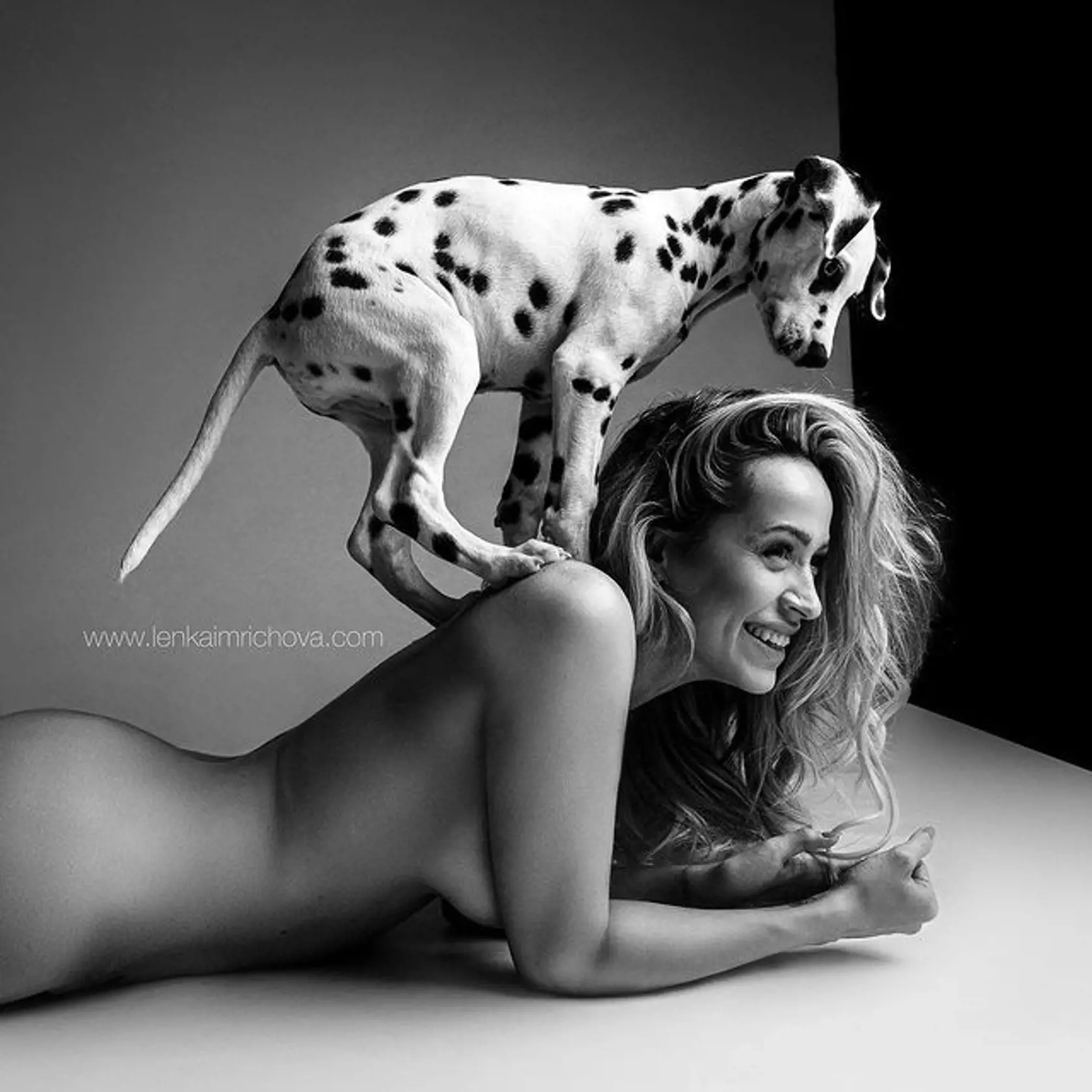 Odvážna foto - do rodiny Dominiky Mirgovej pribudol dalmatínec Milly.