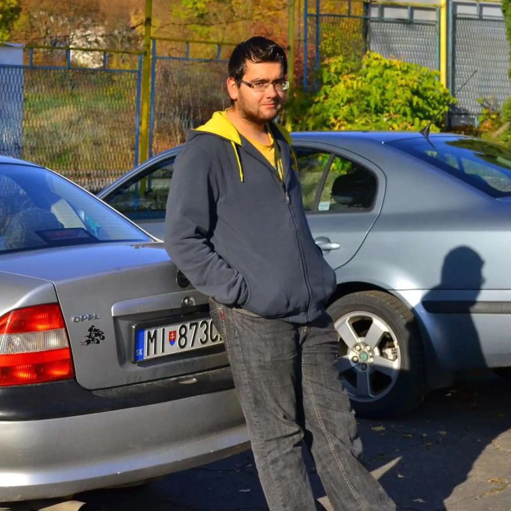 Peter Pavolko (23) je kameramanom, ktorý natočil slávne video zachytávajúce šokujúce správanie starostky Fekišoviec. 
