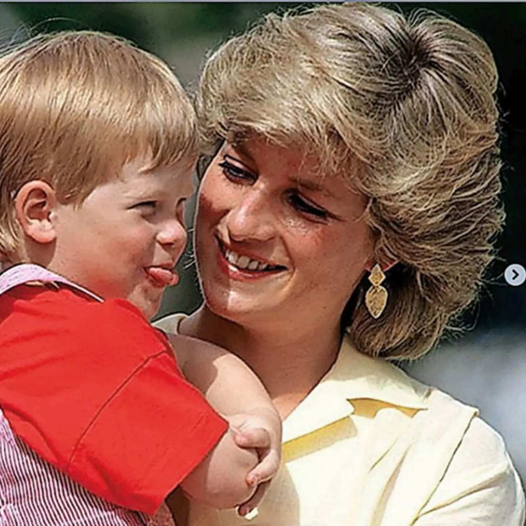 PREMYSLENÝ DÁTUM
Princezná Diana oznámila tehotenstvo
s mladším Harrym tiež na svätého Valentína.