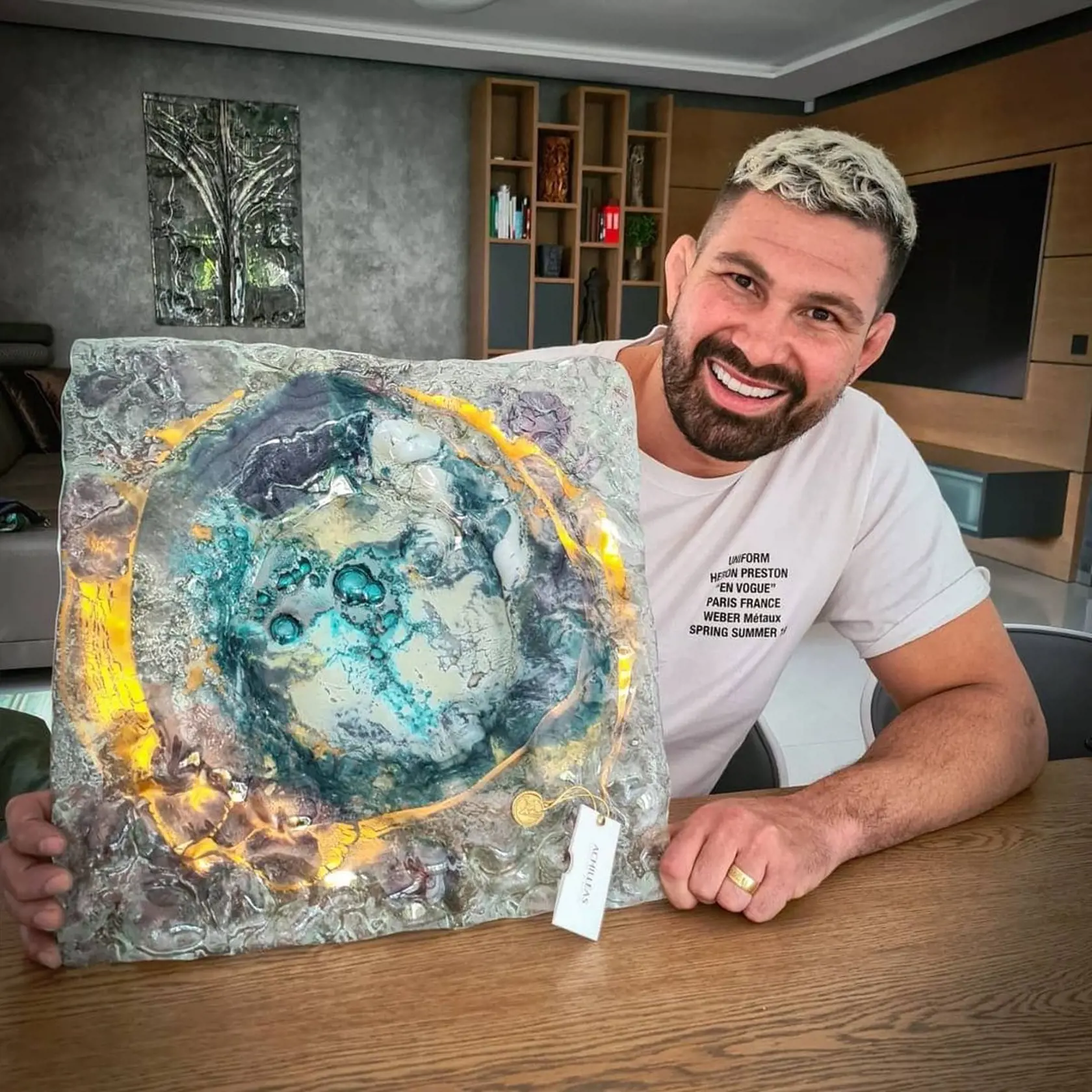 Attila Végh a jeho rodinné bývanie.