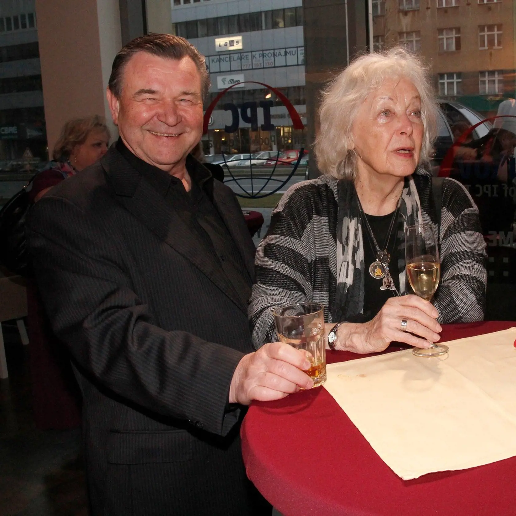Známy český herec Václav Postránecký († 75) zomrel v utorok 7. mája po namáhavom boji so zákernou chorobou.