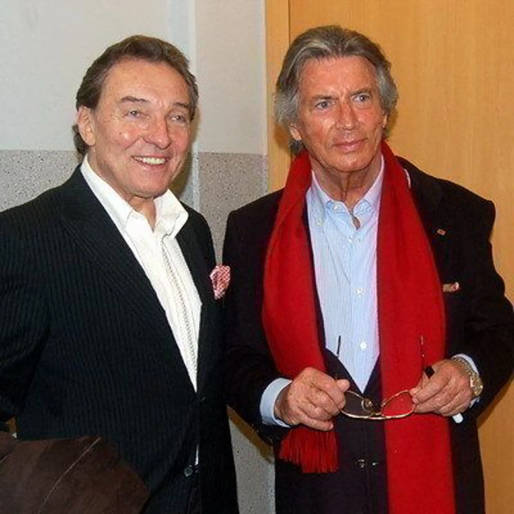 Legendárny herec Pierre Brice a Karel Gott.