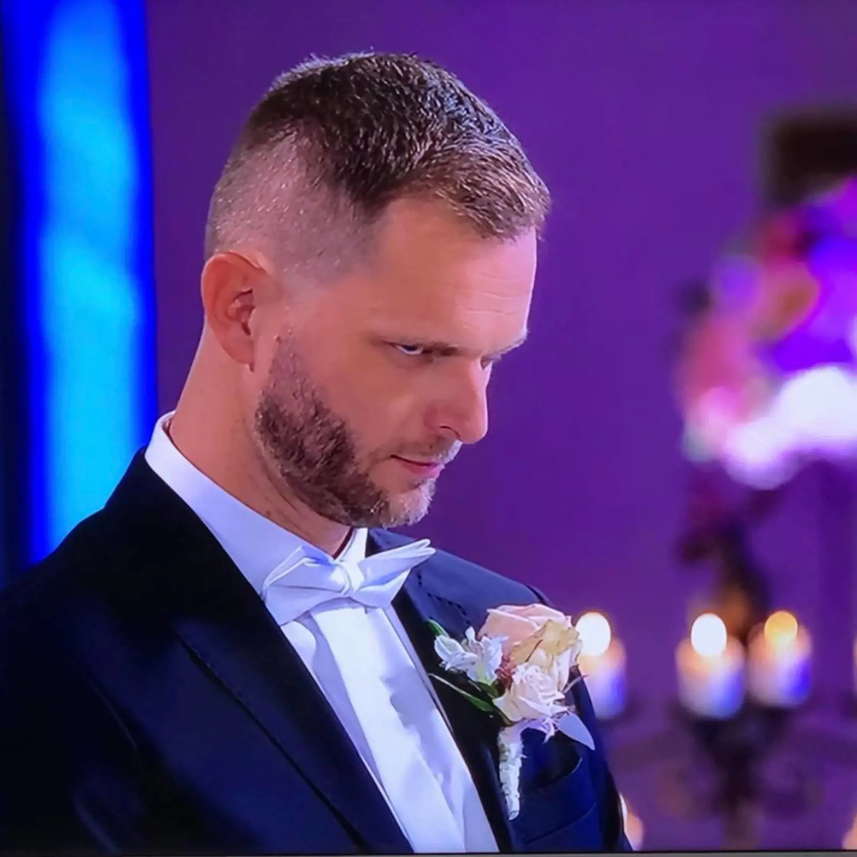 Ženích Michal sa pri pohľade na nevestu netváril príliš nadšene.