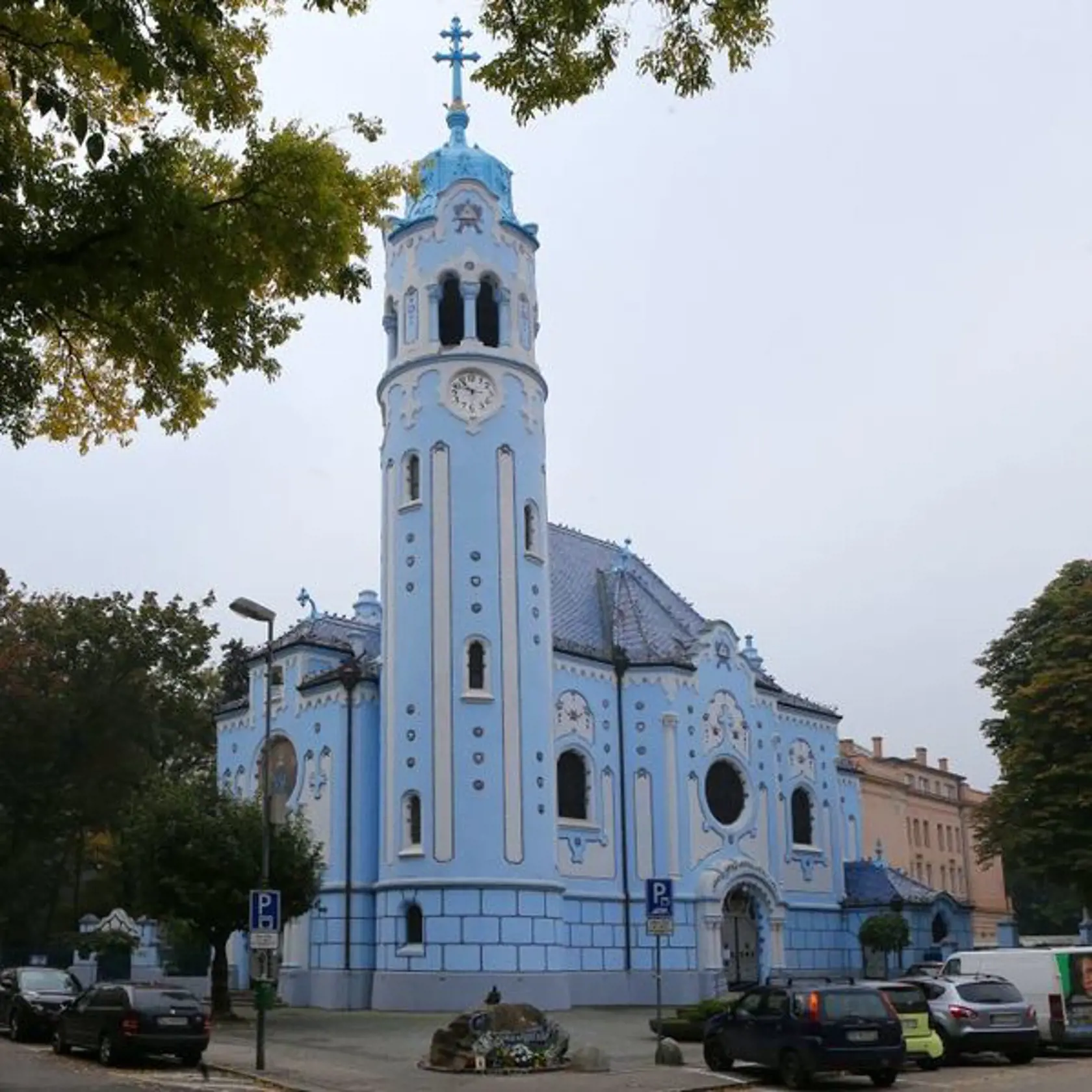 Uplynie presne sto rokov, čo vysvätili obľúbený Modrý kostolík.