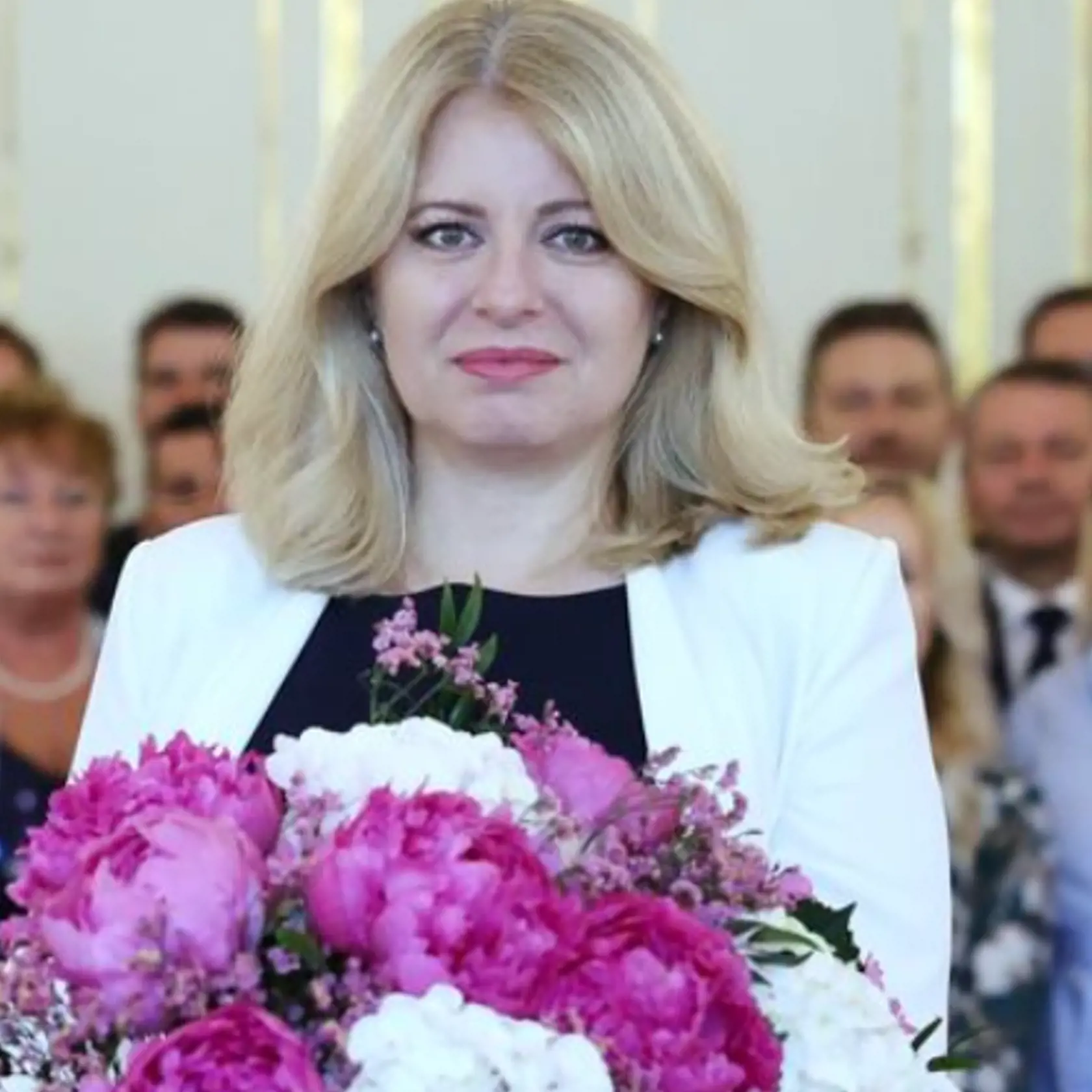 Prezidentka SR Zuzana Čaputová oslávila v stredu okrúhle 50. narodeniny. Kto by však čakal, že zorganizovala veľkolepú párty, bude sklamaný. Hlava štátu totiž oslavovala skromne, len v úzkom kruhu svojej rodiny.