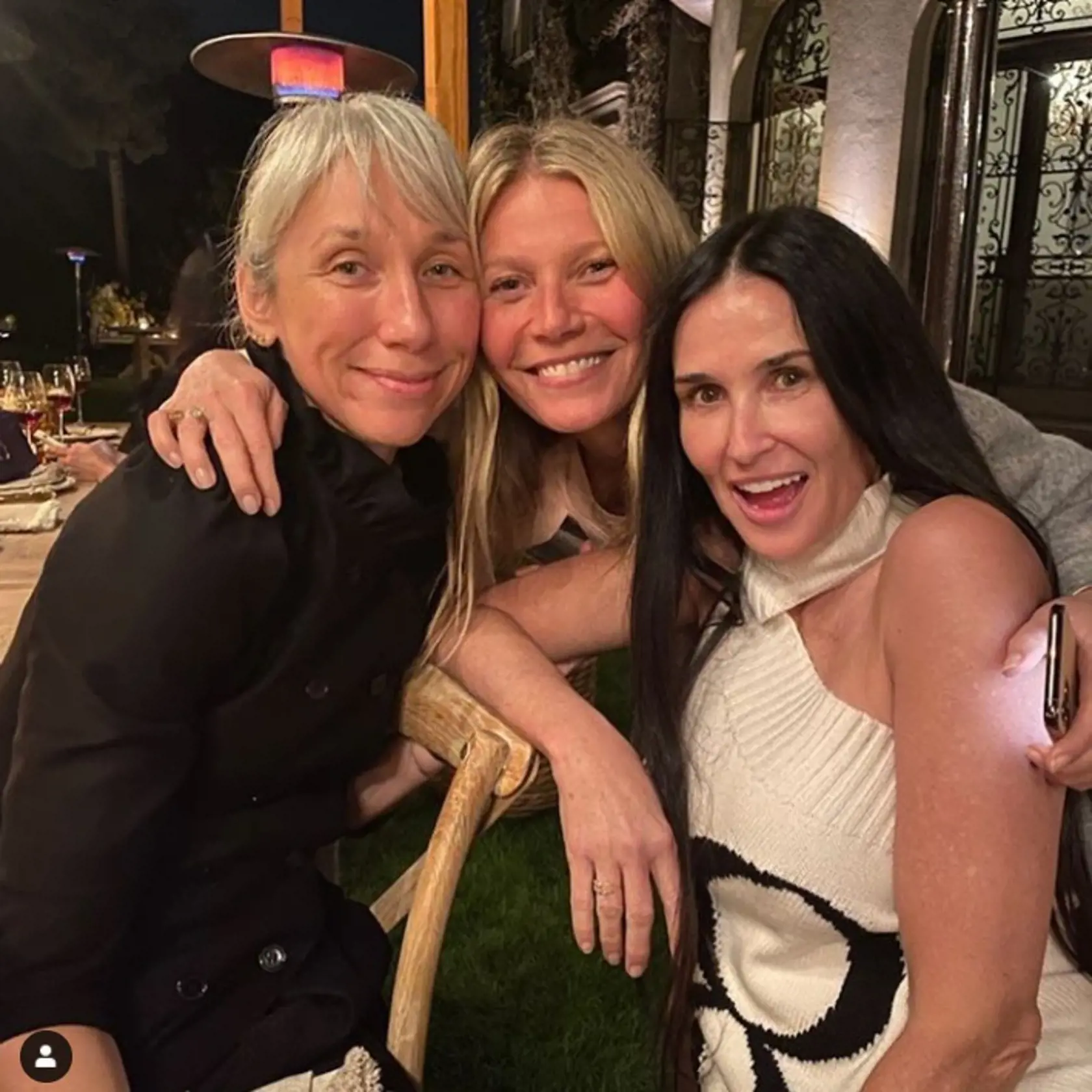 Výtvarná umelkyňa Alexandra Grantová s herečkami Gwyneth Paltrow a Demi Moore.