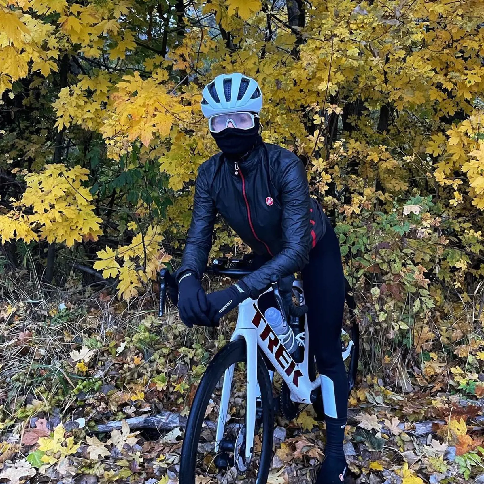 Či je leto alebo zima, Petra neváha nasadnúť na bicykel.