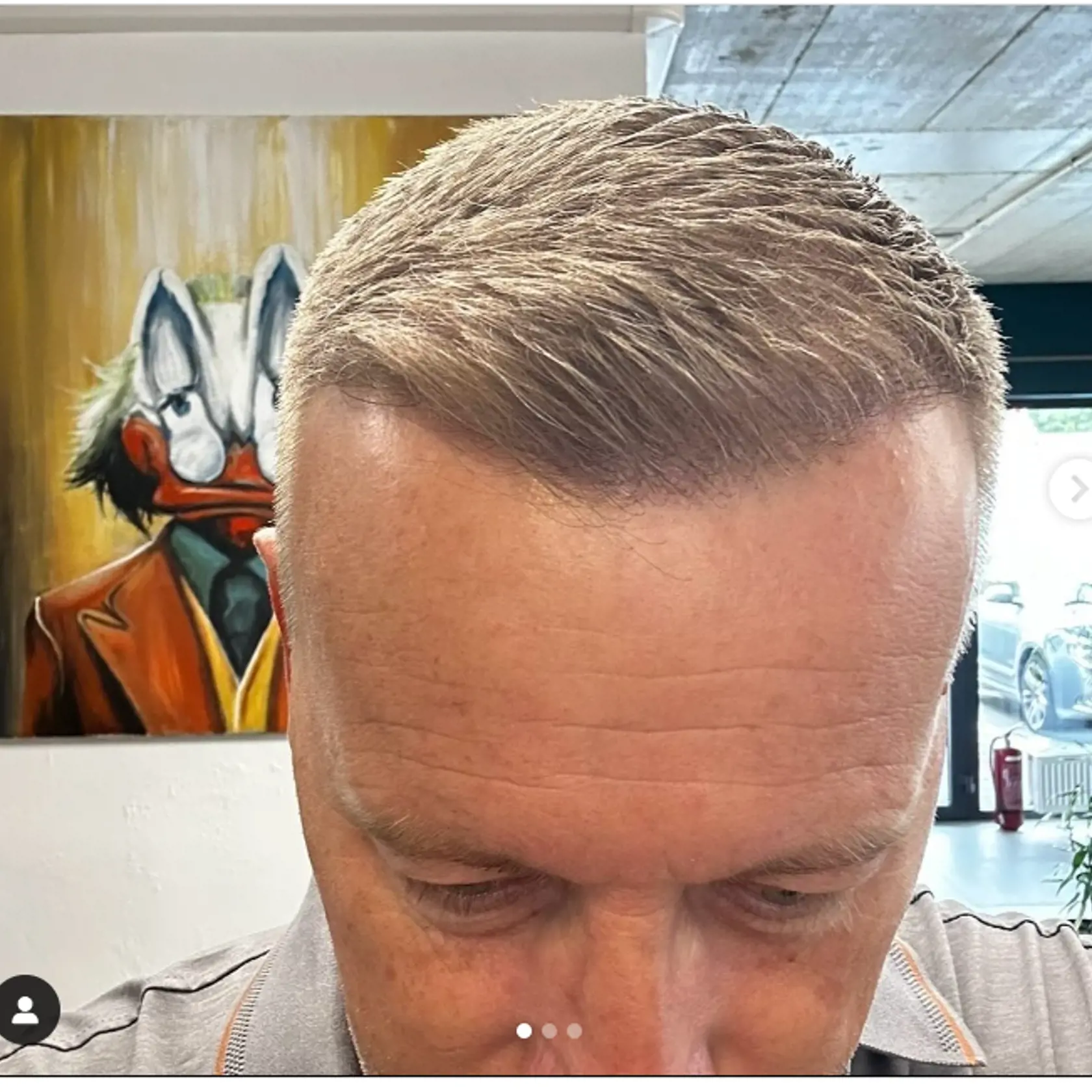 Najnovšie zábery Borisa Kollára, na ktorých sa pochválil vlasmi. S výsledkom je spokojný a ako sám hovorí - funguje to.