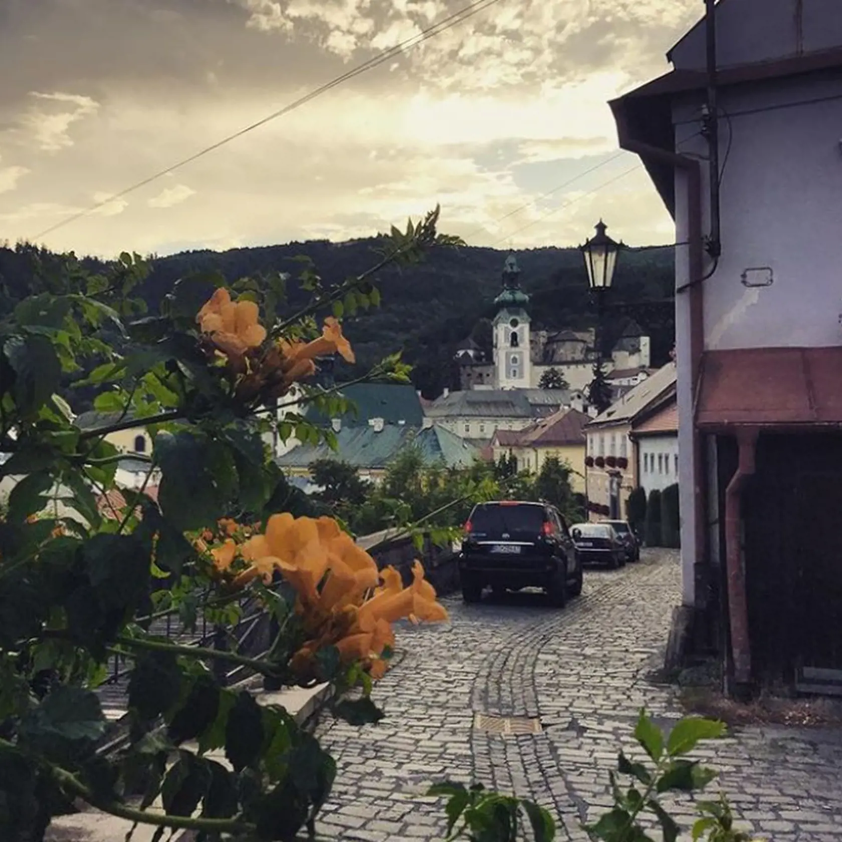 Takto si žije v jej milovanom meste.
