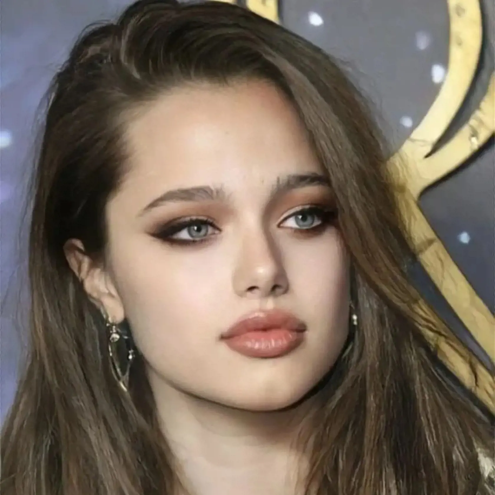 Shiloh je krásna ako modelka.