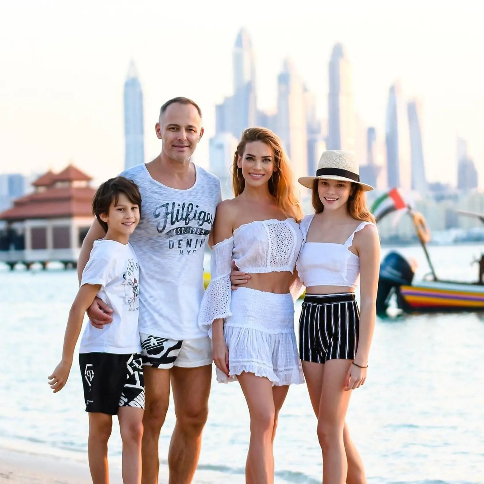 S rodinou odišla do Dubaja ešte koncom vlaňajška.