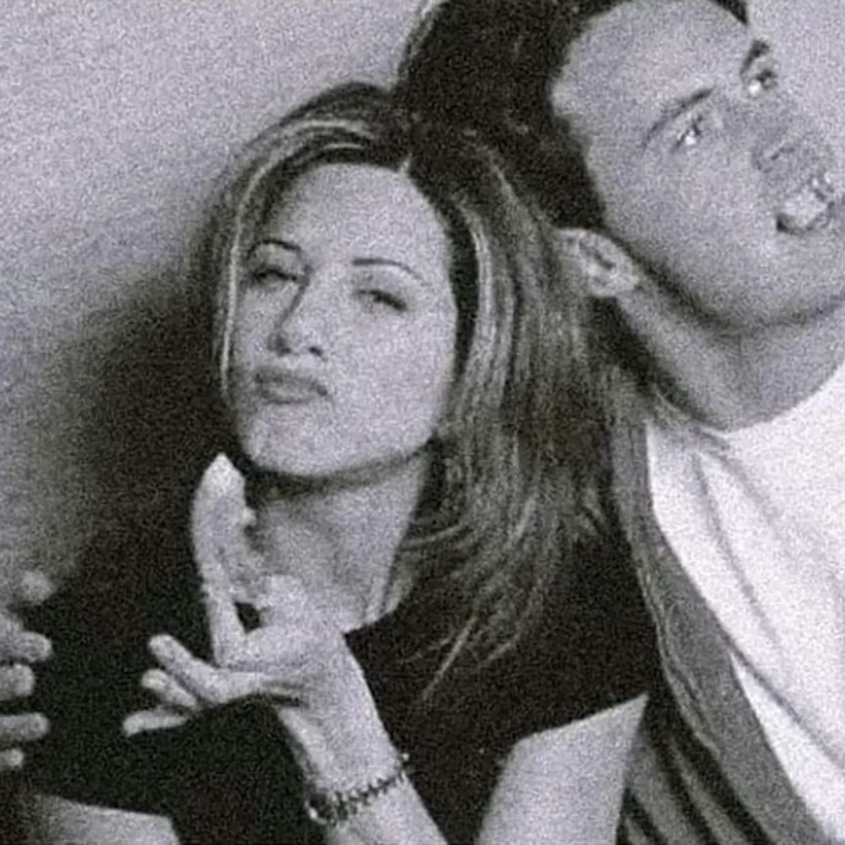 Na kolegu a priateľa Matthew Perryho si zaspomínala Jennifer Aniston