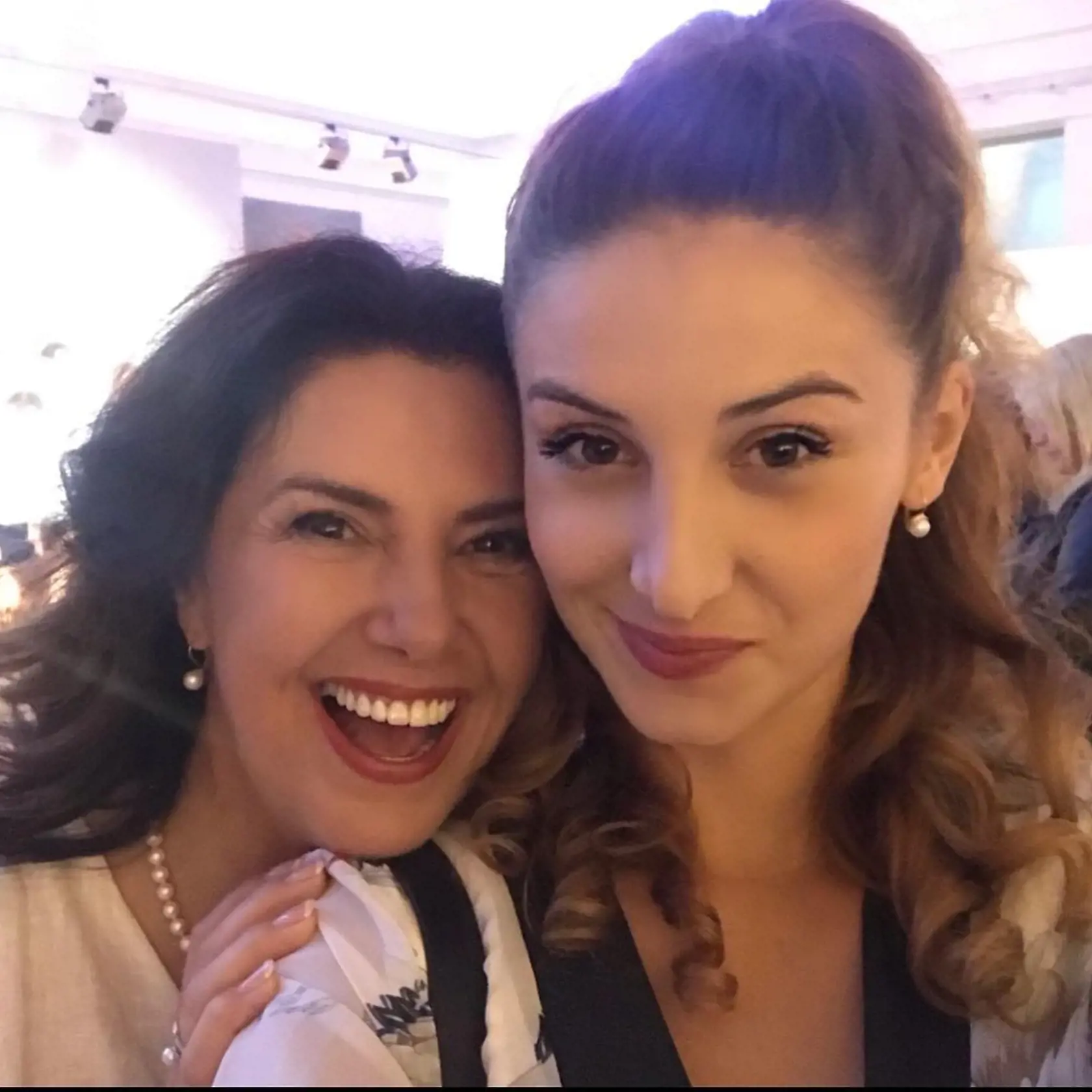 Vzácne chvíle, ktoré trávia mama a dcéra spolu.