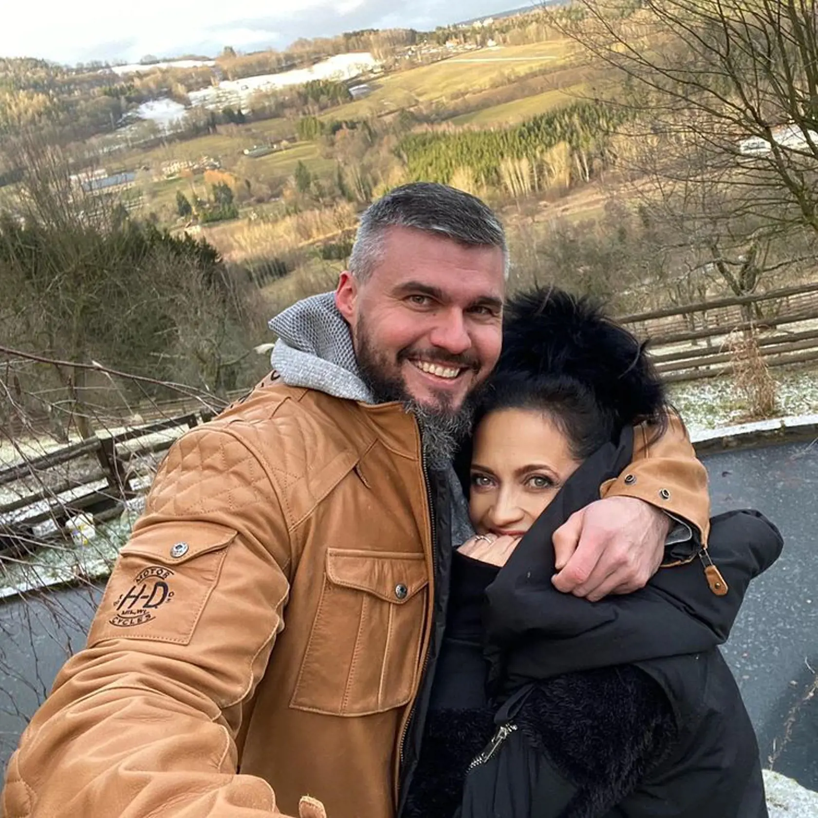 Takto si žije Lucie Bílá s partnerom a zvieracími spoločníkmi.