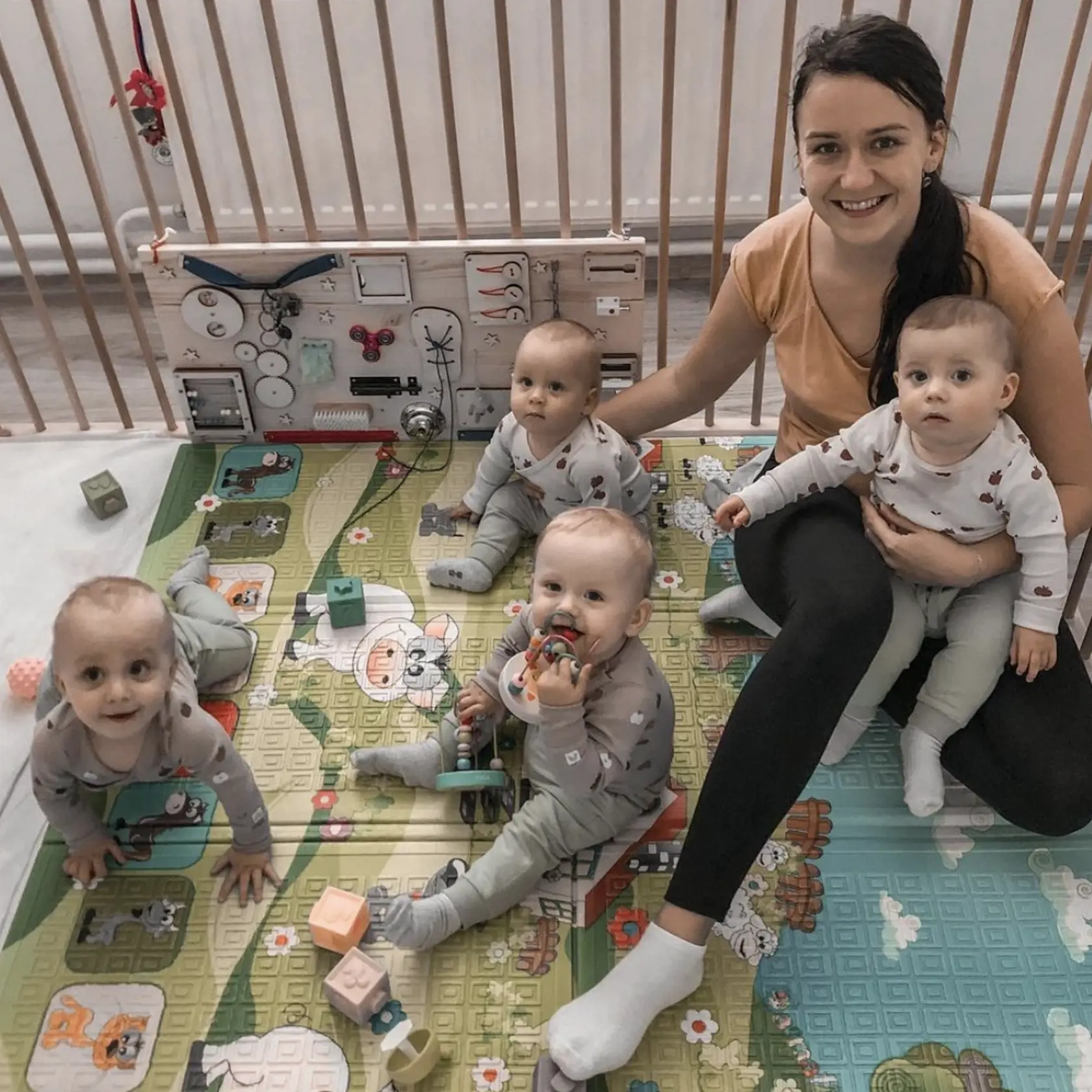 Štvorčatá Križalkovičovcov Damián, Hugo, Noémi, Eliška.