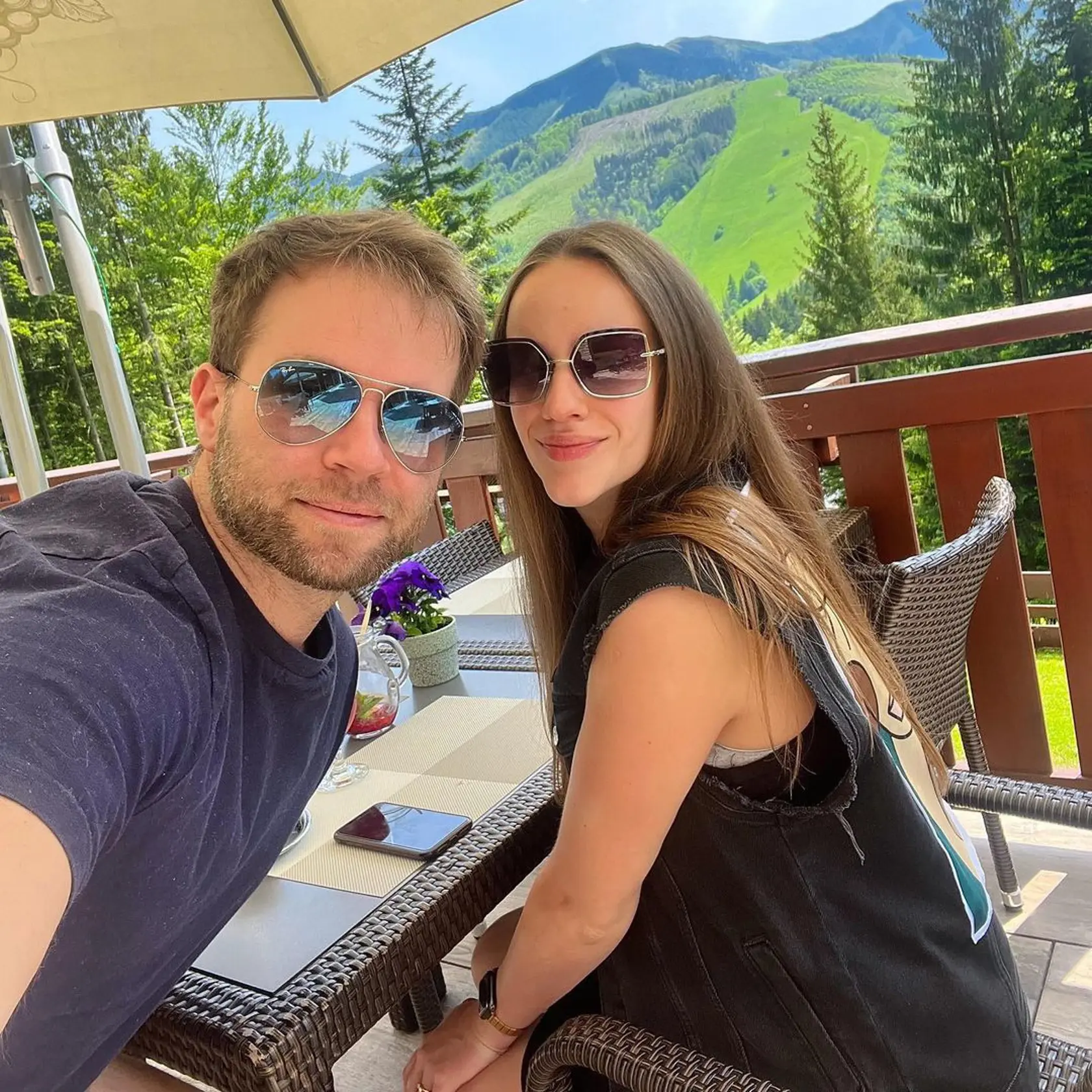 Manželia Tomáš a Ivana Bezdedovci