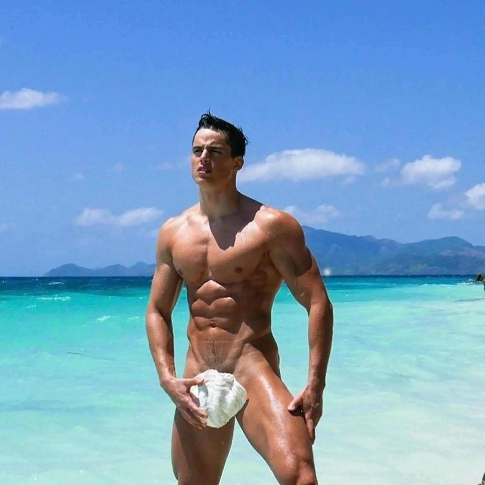 Aj muži sa radi ukazujú. Pietro Boselli