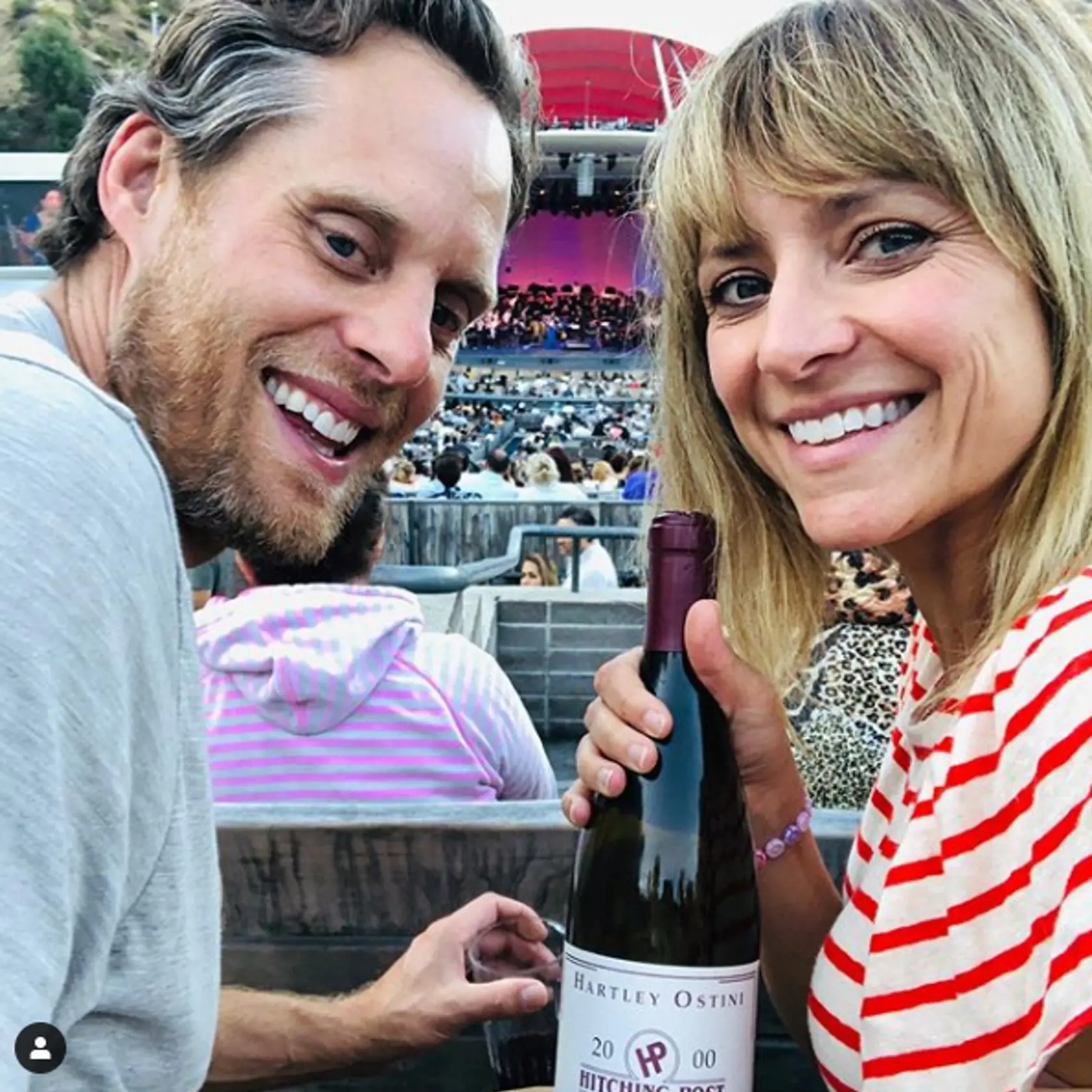 Christine Lakin a herec Brandon Breault sú svoji od roku 2014.