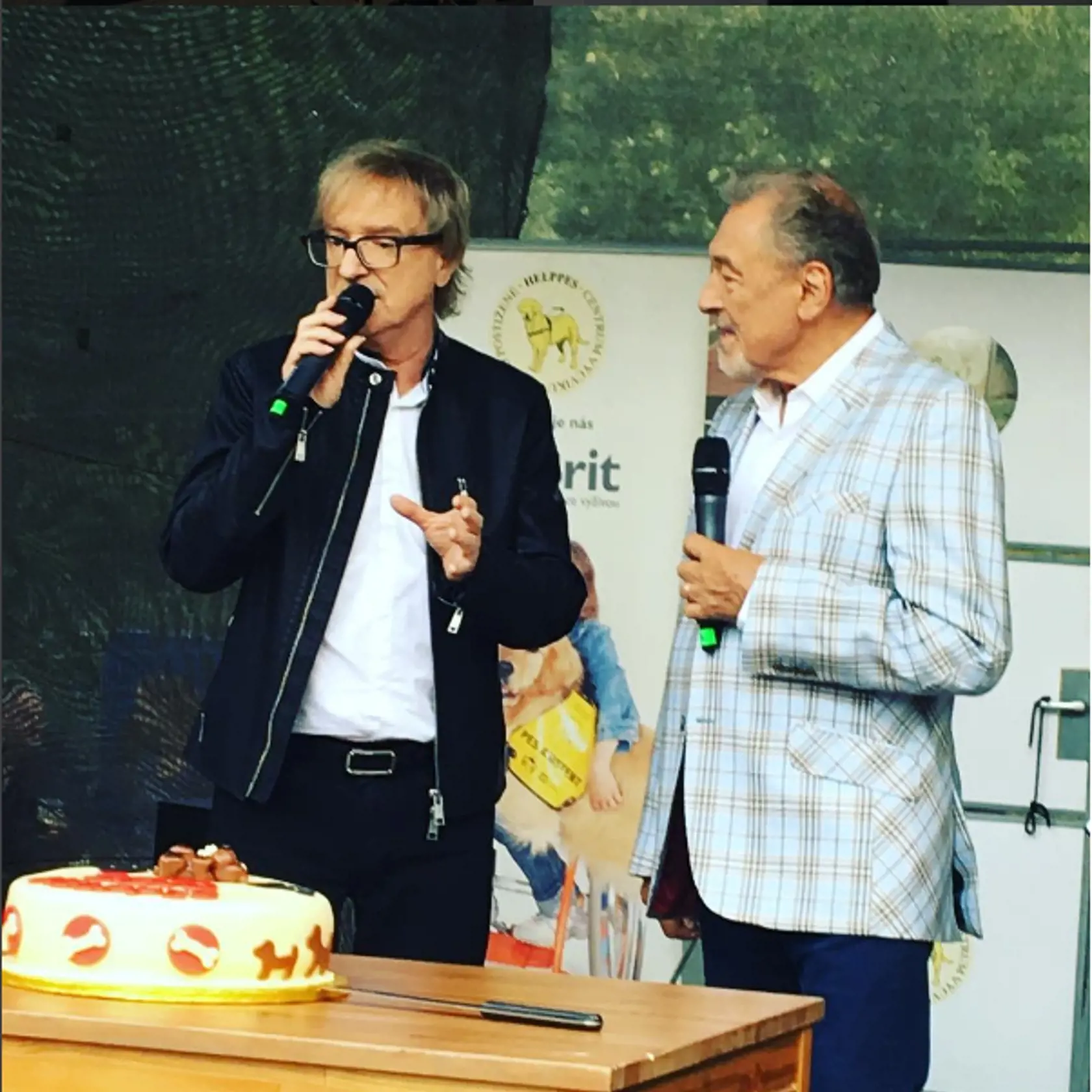 S Karlom Gottom - už sú spolu v umeleckom nebi.