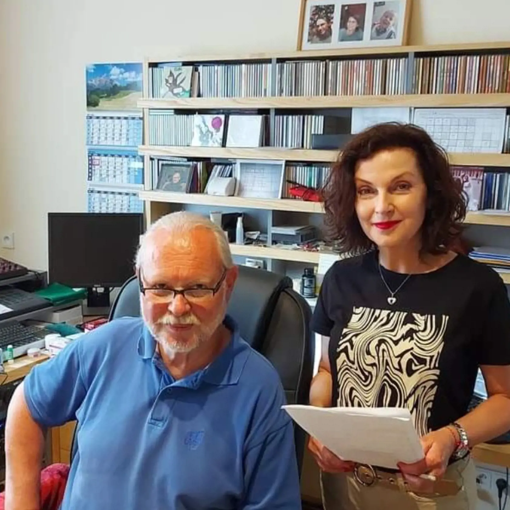 Speváčka Beáta Dubasová: "Som v šoku a neviem ani vyjadriť smútok, ktorý mi dnes vstúpil do srdca. Zomrel hudobný skladateľ a môj priateľ, Vašo Patejdl, náš hudobný poklad. Človek, ktorý v mojom živote znamenal tak strašne veľa. Bol jeden z tých, ktorí v začiatkoch uverili v môj talent a napísal mi množstvo nádherných skladieb, ktoré mnohí máte tak radi. Naposledy krásnu skladbu Pierko pravdy. Netušila som, že bude posledná. Je mi to nesmierne ľúto a vyjadrujem rodine úprimnú sústrasť a veľa síl! Odpočívaj v pokoji Vašo, ďakujem, ďakujem, ďakujem!"