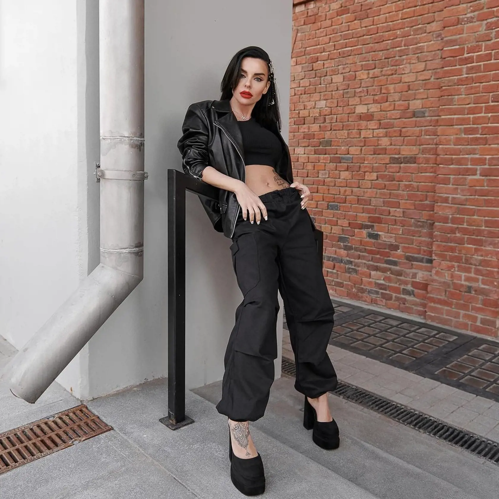 Julia Volkova sa na seba už nepodobá.