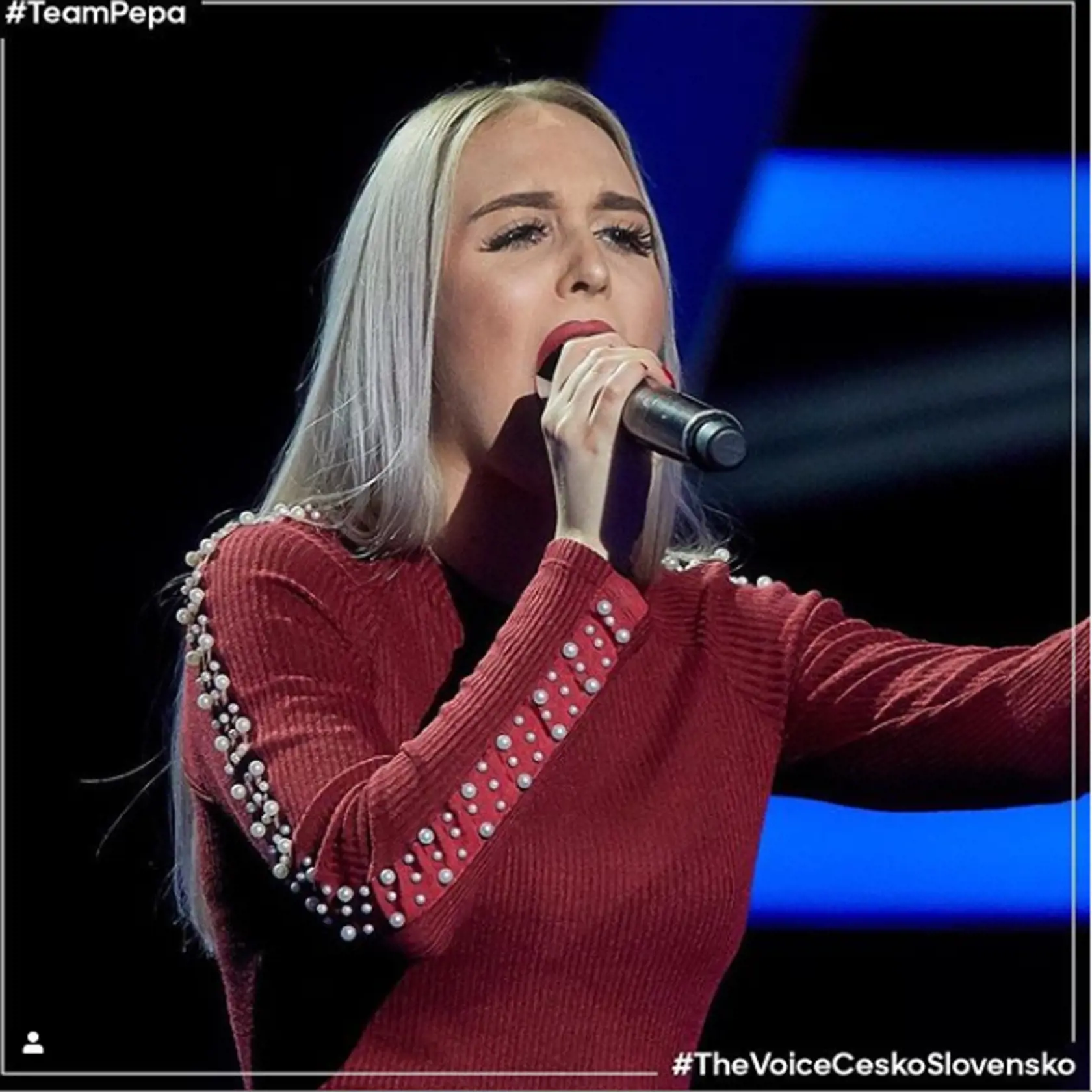 Jana Nováková má len 15 rokov, no vyzerá o dosť staršie.