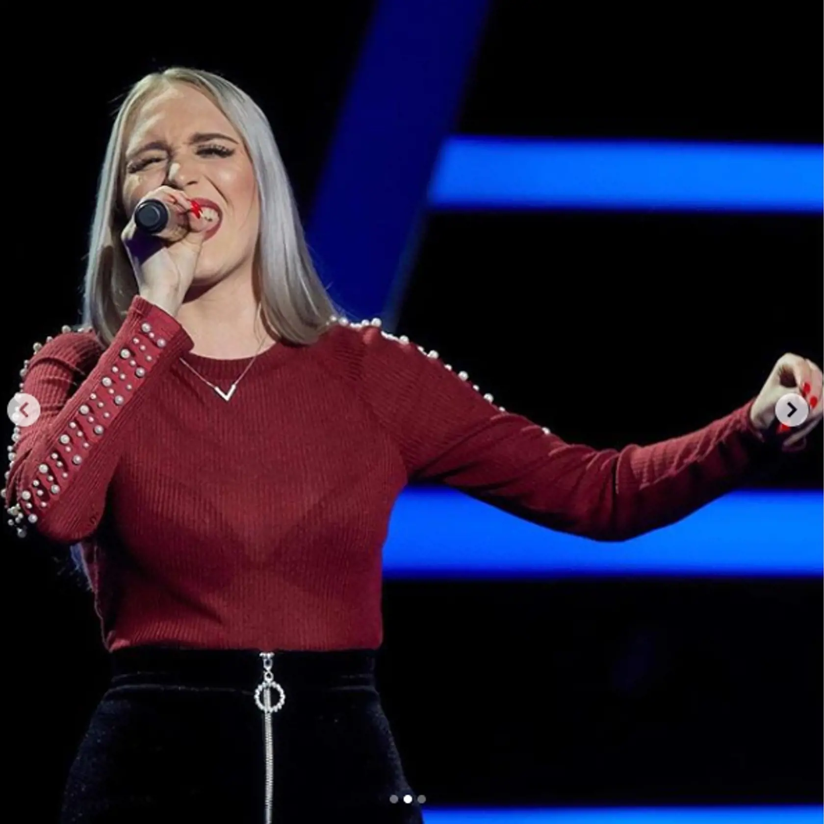 Jana Nováková má len 15 rokov, no vyzerá o dosť staršie.