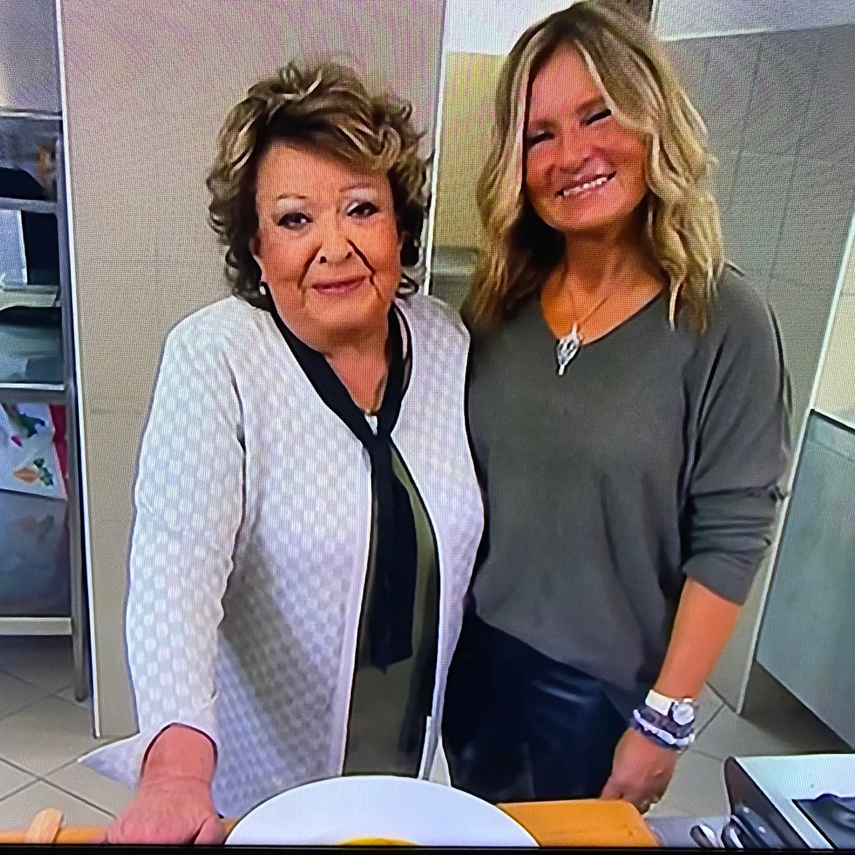 Antónia Mačingová varila v relácii Hobby naší doby v Českej televízii, ktorou sprevádza legendárna herečka Jiřina Bohdalová (90).
