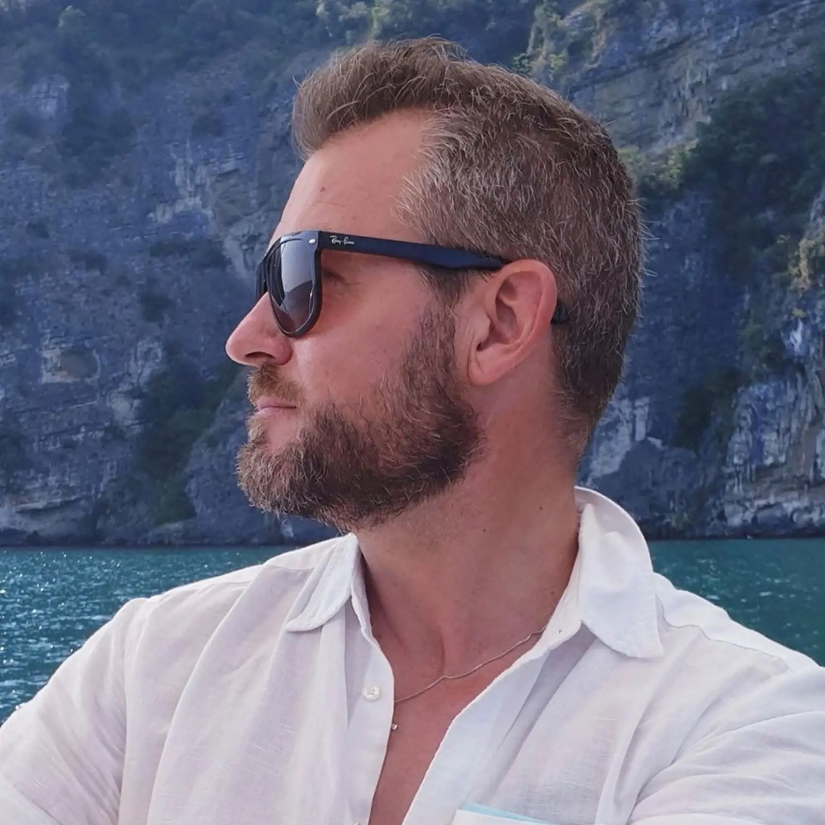Líder Hlasu pred niekoľkými rokmi očaril nežnejšie pohlavie takýmto sexi imidžom.