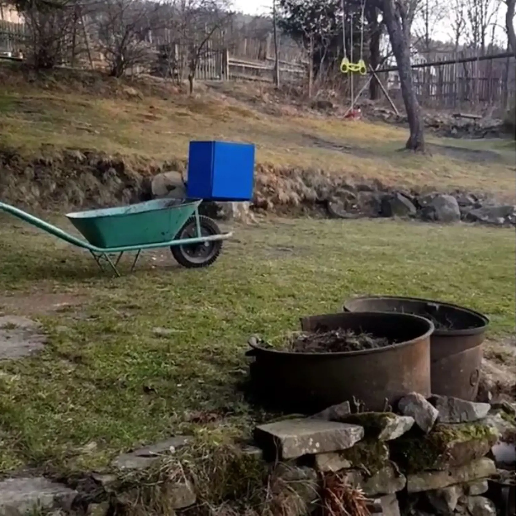 ÚTOČISKO Našiel ho na chalupe v dedine Makov, neďaleko Žiliny.