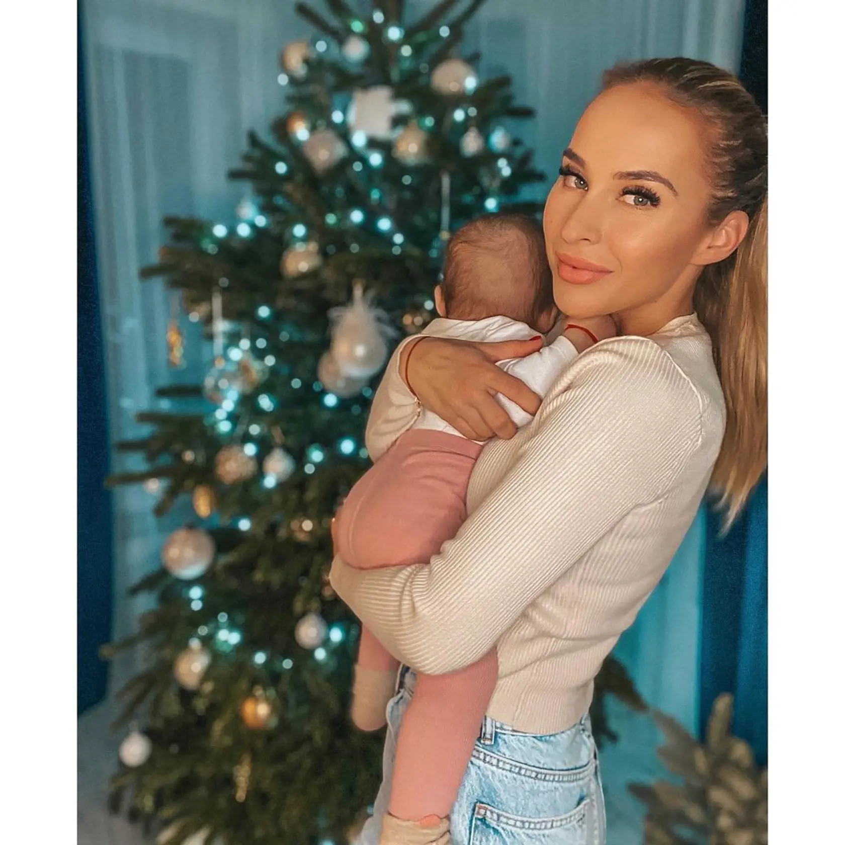 Lucia Mokráňová s dcérkou