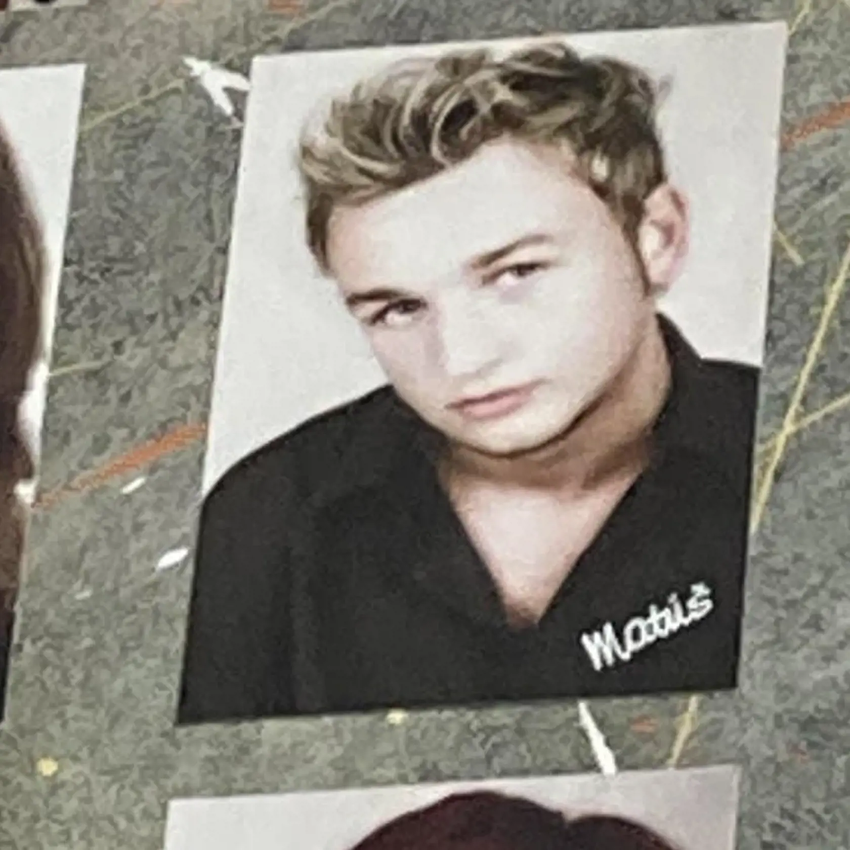 Matúš Šutaj Eštok bol za mlada veľký fešák s melírom.
