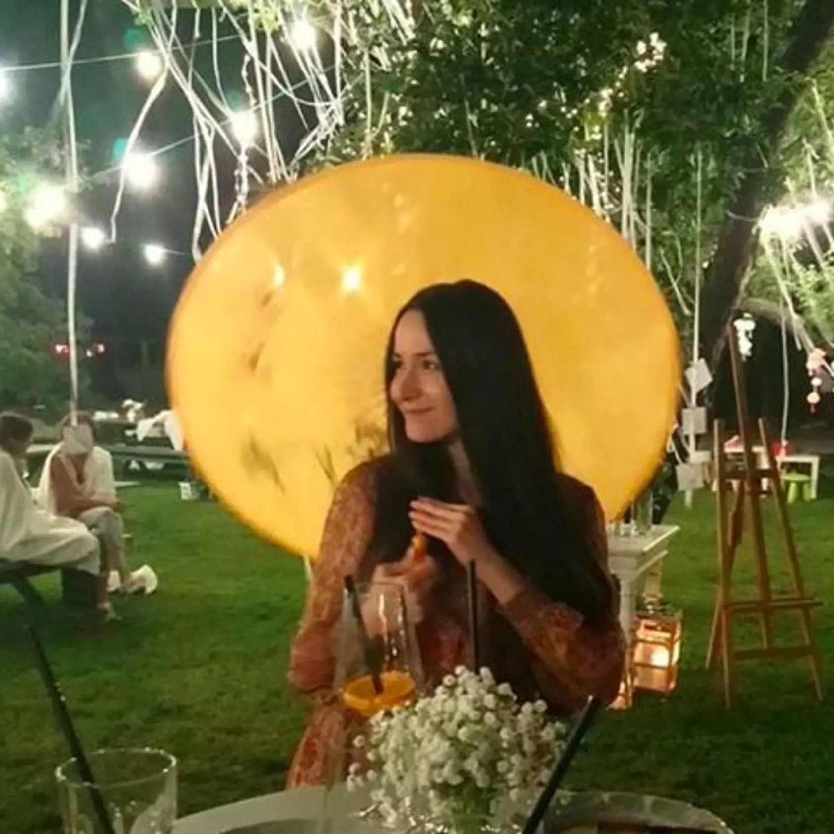 Violu Macákovú († 34) našli podchladenú ležať v kríkoch na Prístavnej ulici v Bratislave. Bola brutálne znásilenná a dobitá na smrť.