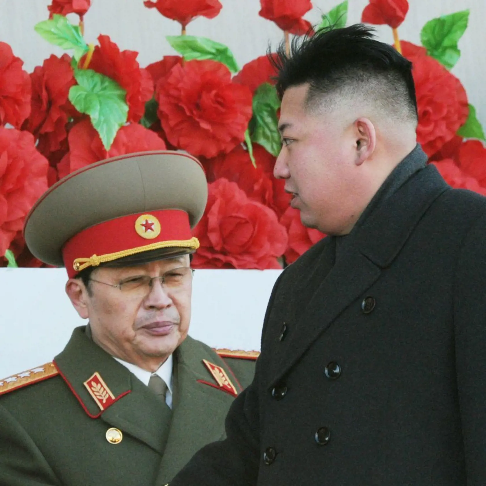 Kim Čong-un so svojím strýkom Čang Song-Tchekom.