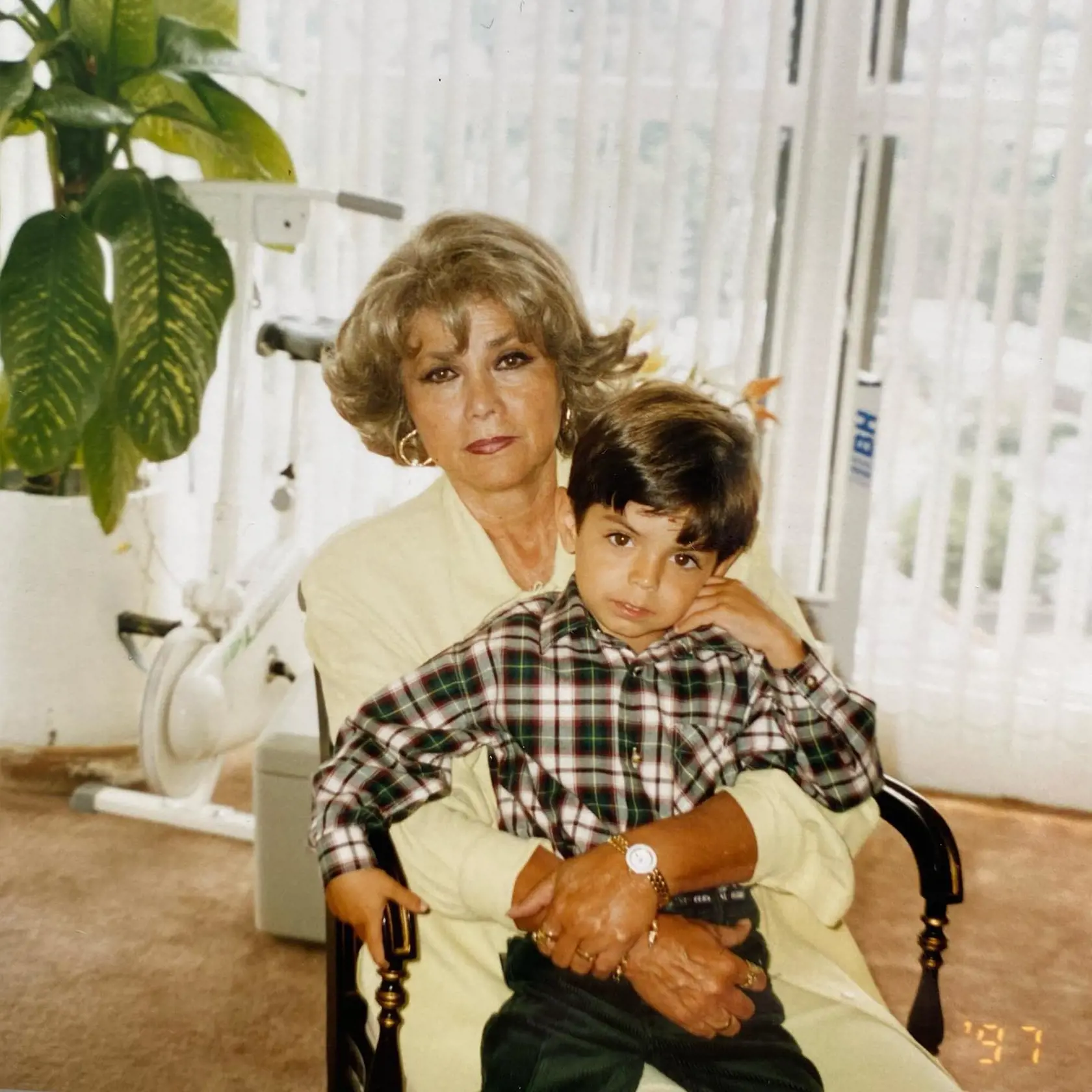 Victoria Ruffo - syn a mama.