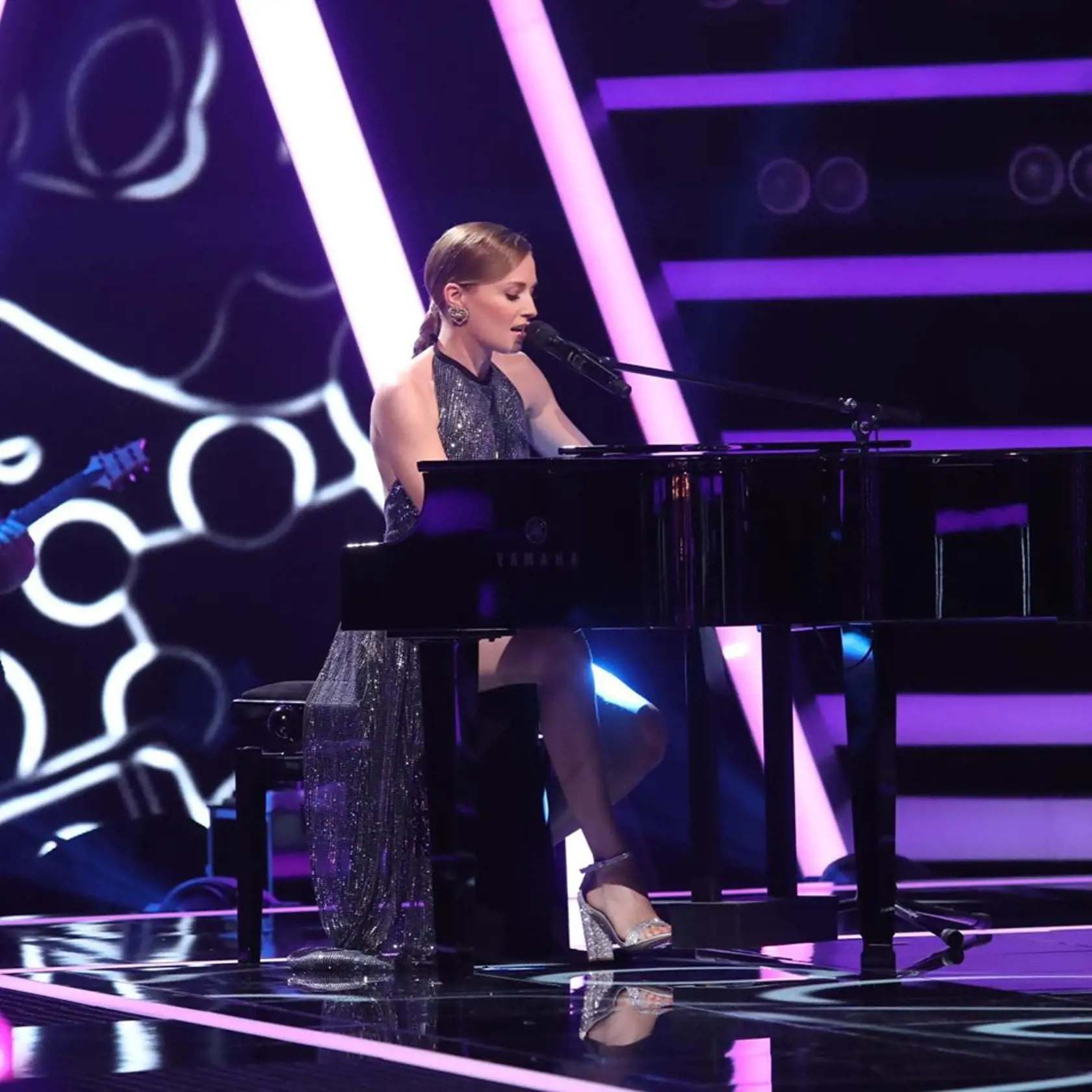 Mária ukázala okrem talentu aj stehienko.