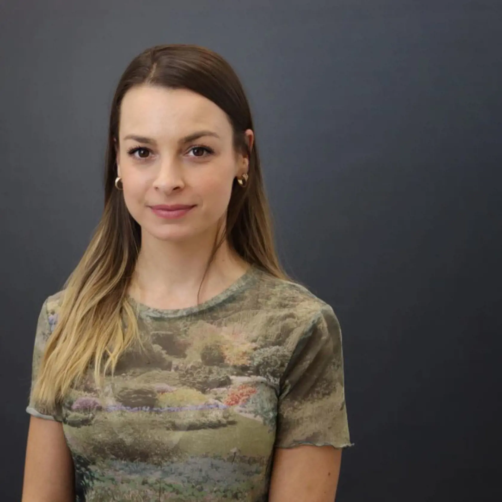 Eva, Vinczeho ex, akoby sa vôbec nemenila. Stále pôsobí ako dievčatko a venuje sa milovanému divadlu.