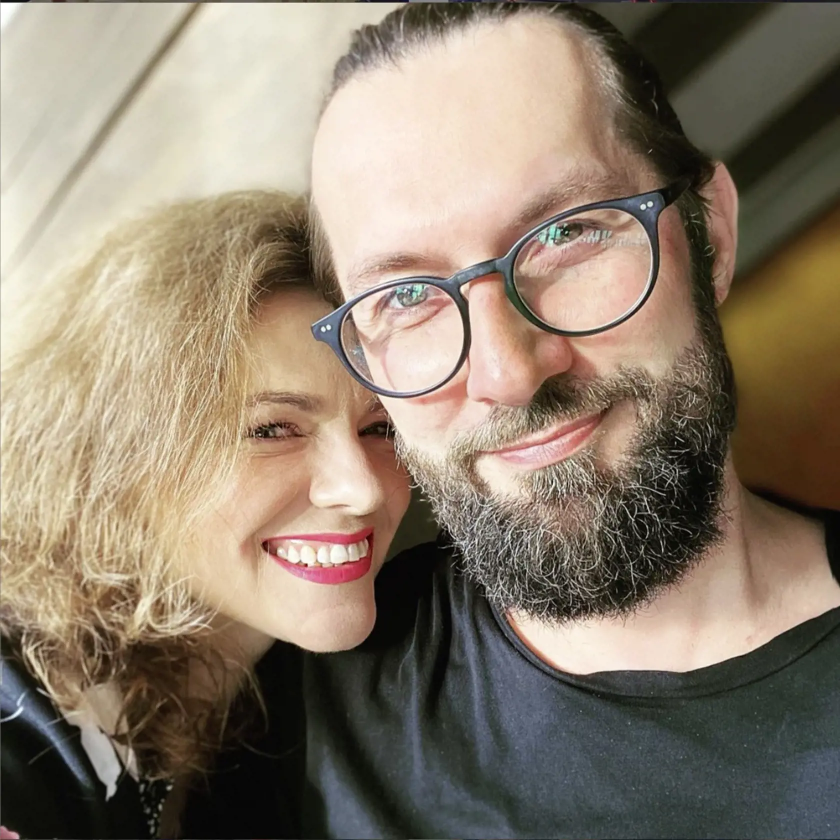 Manžel Marty Jandovej je gynekológ Miroslav Verner. Sú spolu vyše desať rokov.