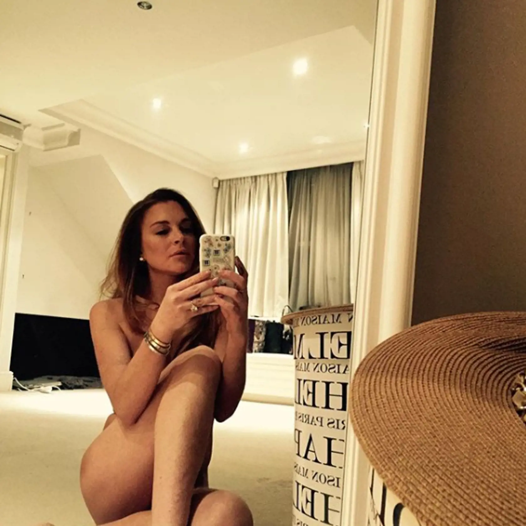 Lindsay Lohan na svoje 33. narodeniny zverejnila svoju nahú fotku.