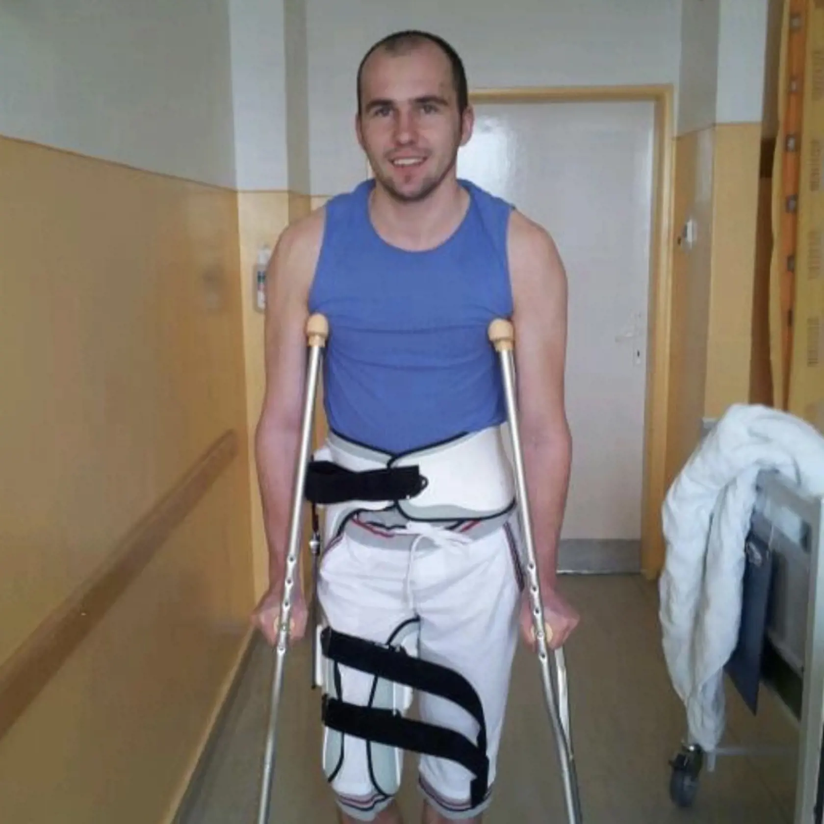 Dávid utrpel vážny úraz a tvoriť s drevom začal v čase rekonvalescencie.