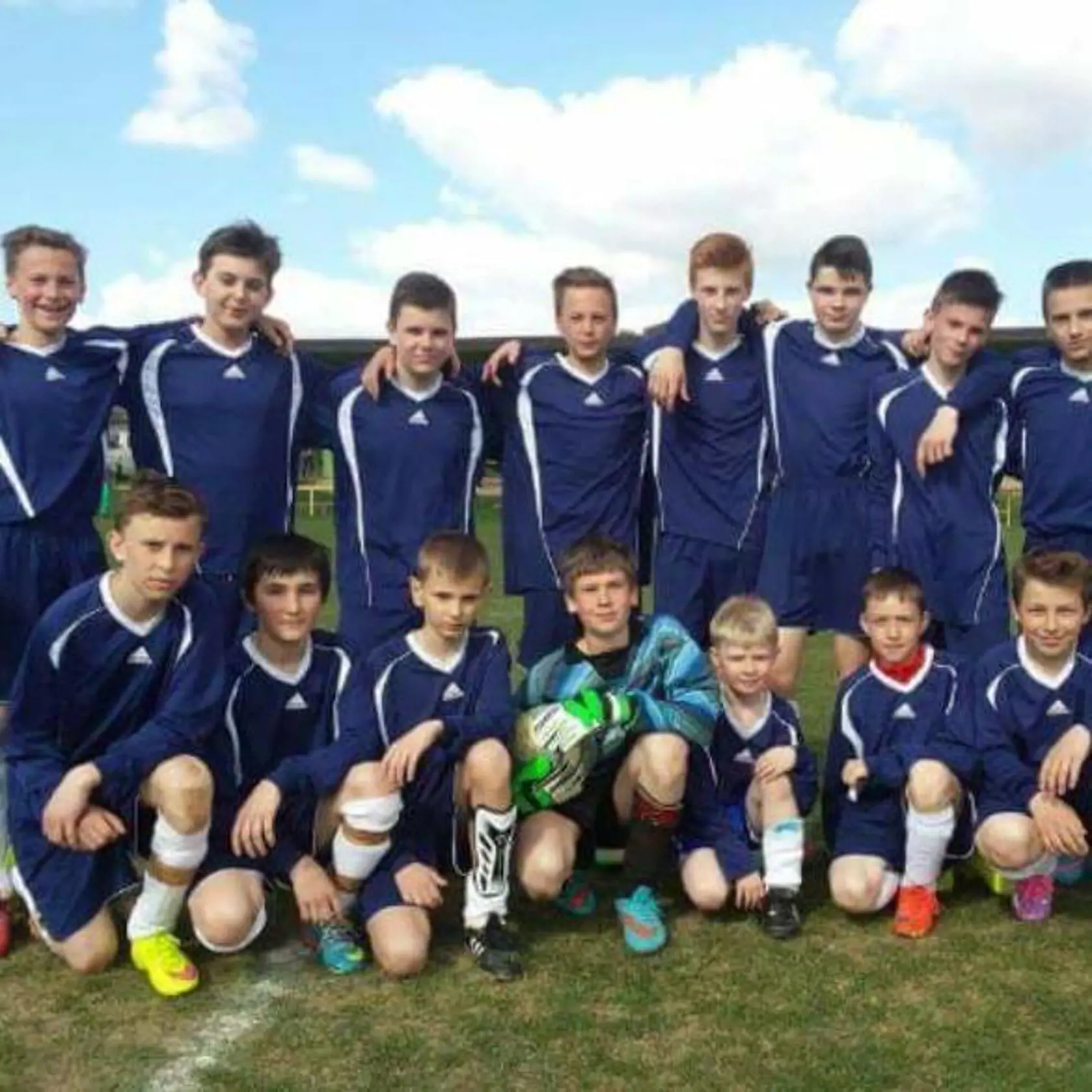 Spomienka na detské futbalové začiatky Mareka.
