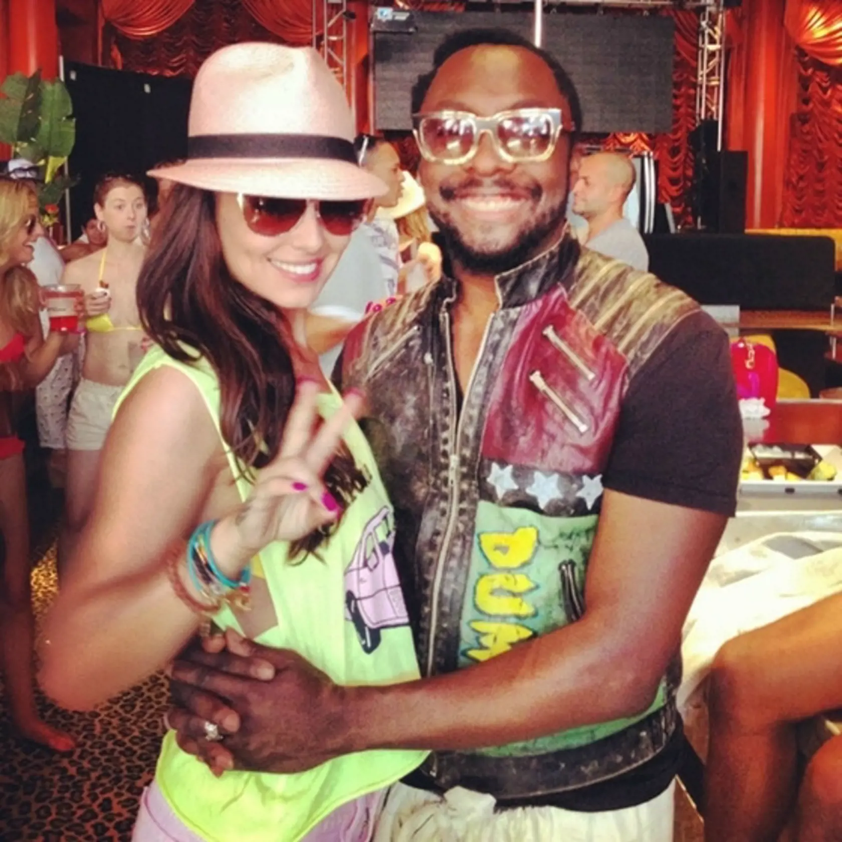 Will.i.am a Cheryl Cole mali ľahkú autonehodu.