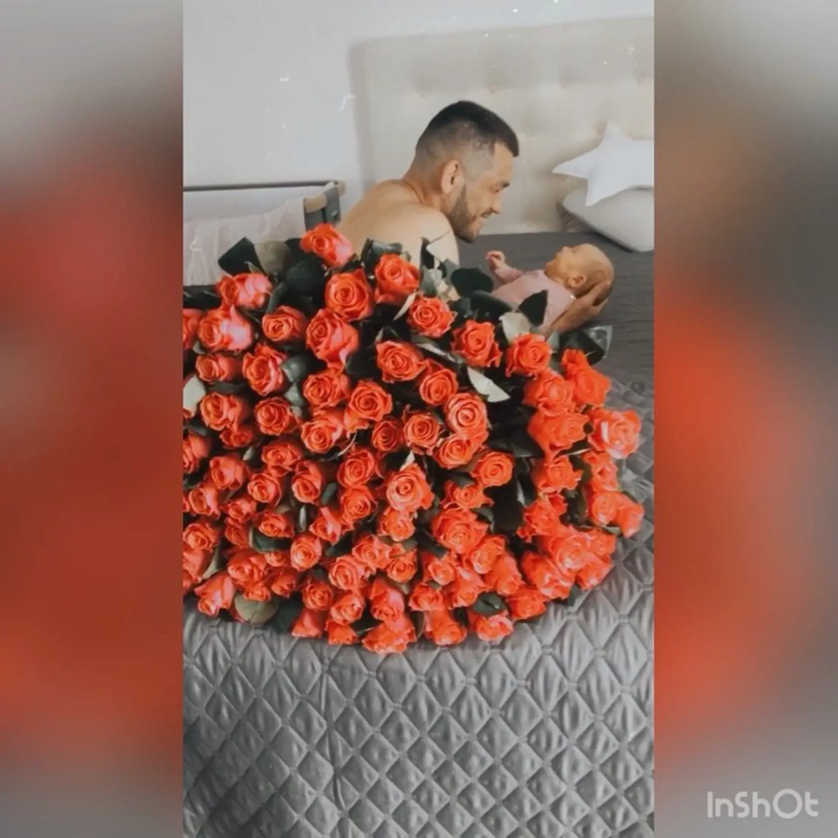 "Všetko najlepšie ocko. Ľúbime ťa," napísala Monika pod video ich rodiny.
