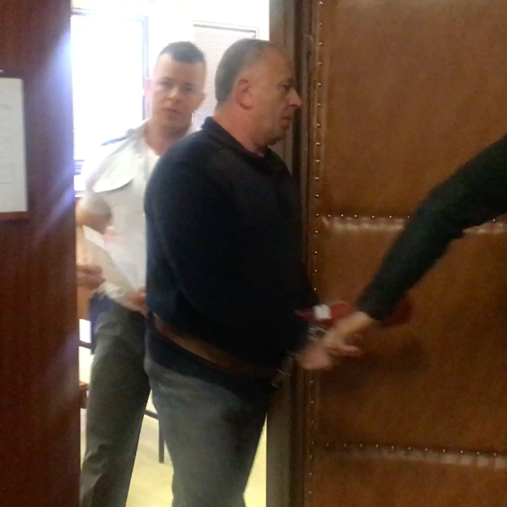 O rozsudku si brat zavraždeného myslí svoje: "Na košickom súde sa dá spravodlivosť kúpiť. Máme skúsenosti viacerí. Neočakával som to. Ale vrecúško na hlavu si kvôli tomu nedám, ako to urobil Mulik (na snímke), keď sa snažil kvôli svojmu svedomiu spáchať samovraždu."