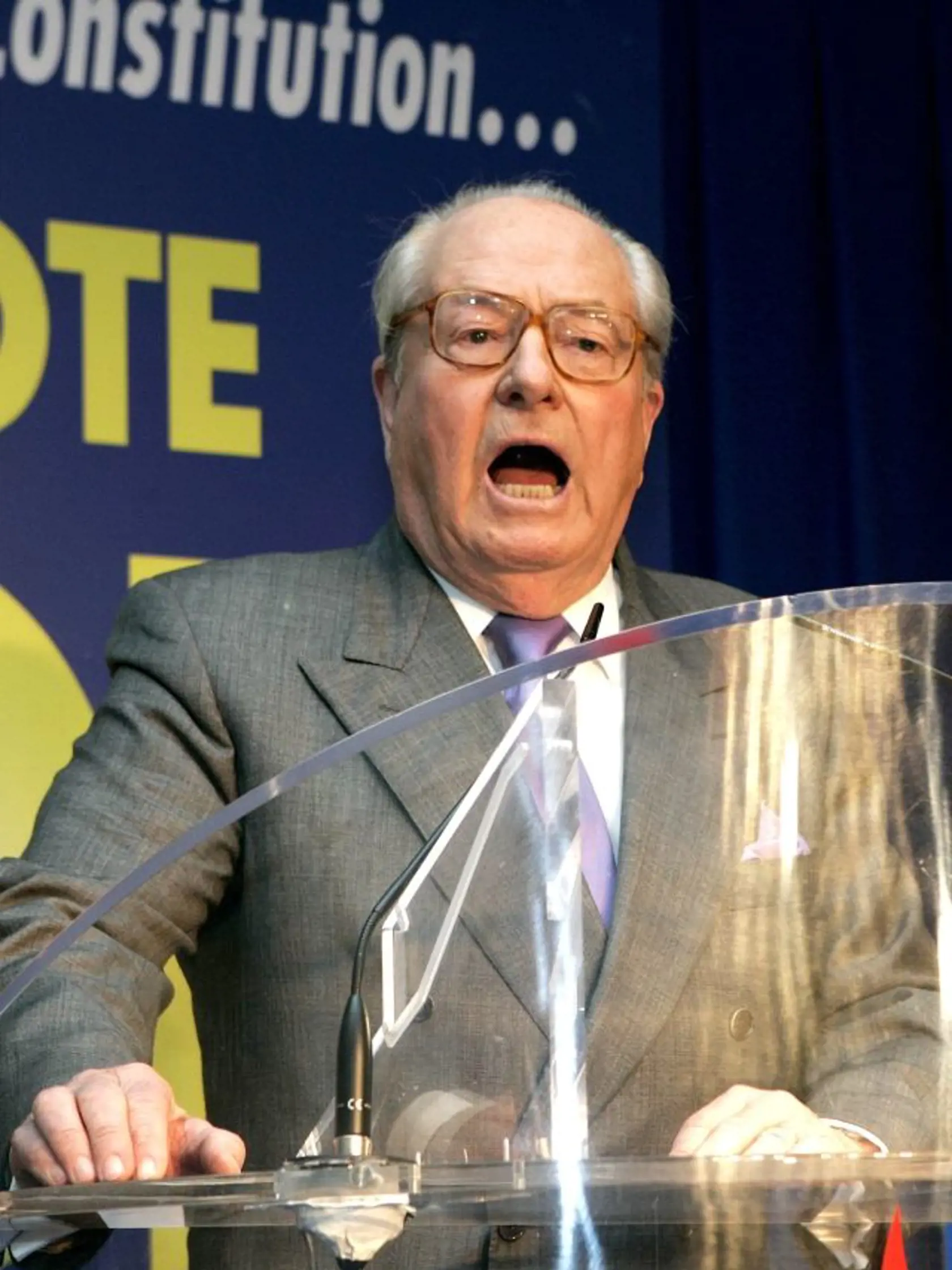 Francúzsky politik Jean-Marie Le Pen (93)