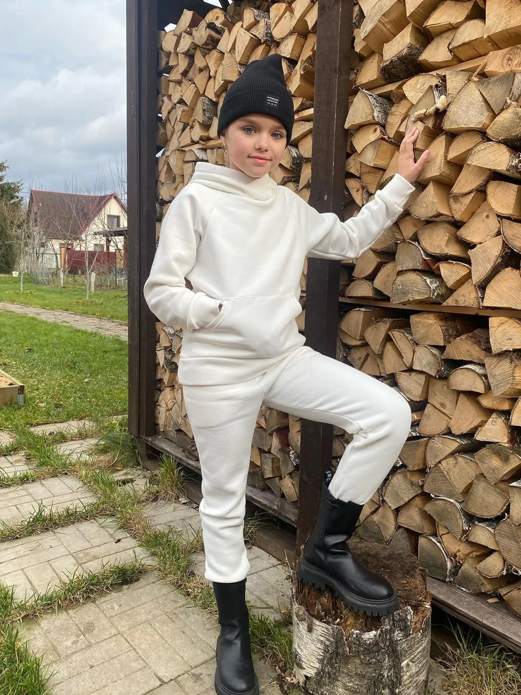 Krásne dievčatko sa stalo tvárou mnohých módnych značiek od detskej módy po kozmetiku.