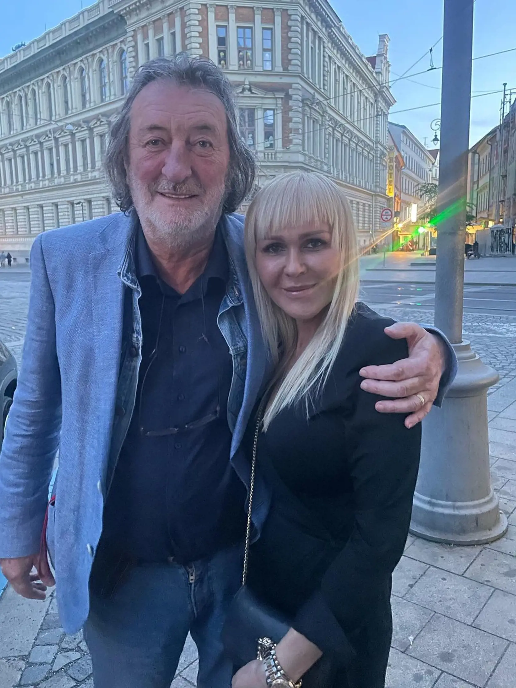 Jana Slováková si strihla fotku s Bolkom Polívkom.