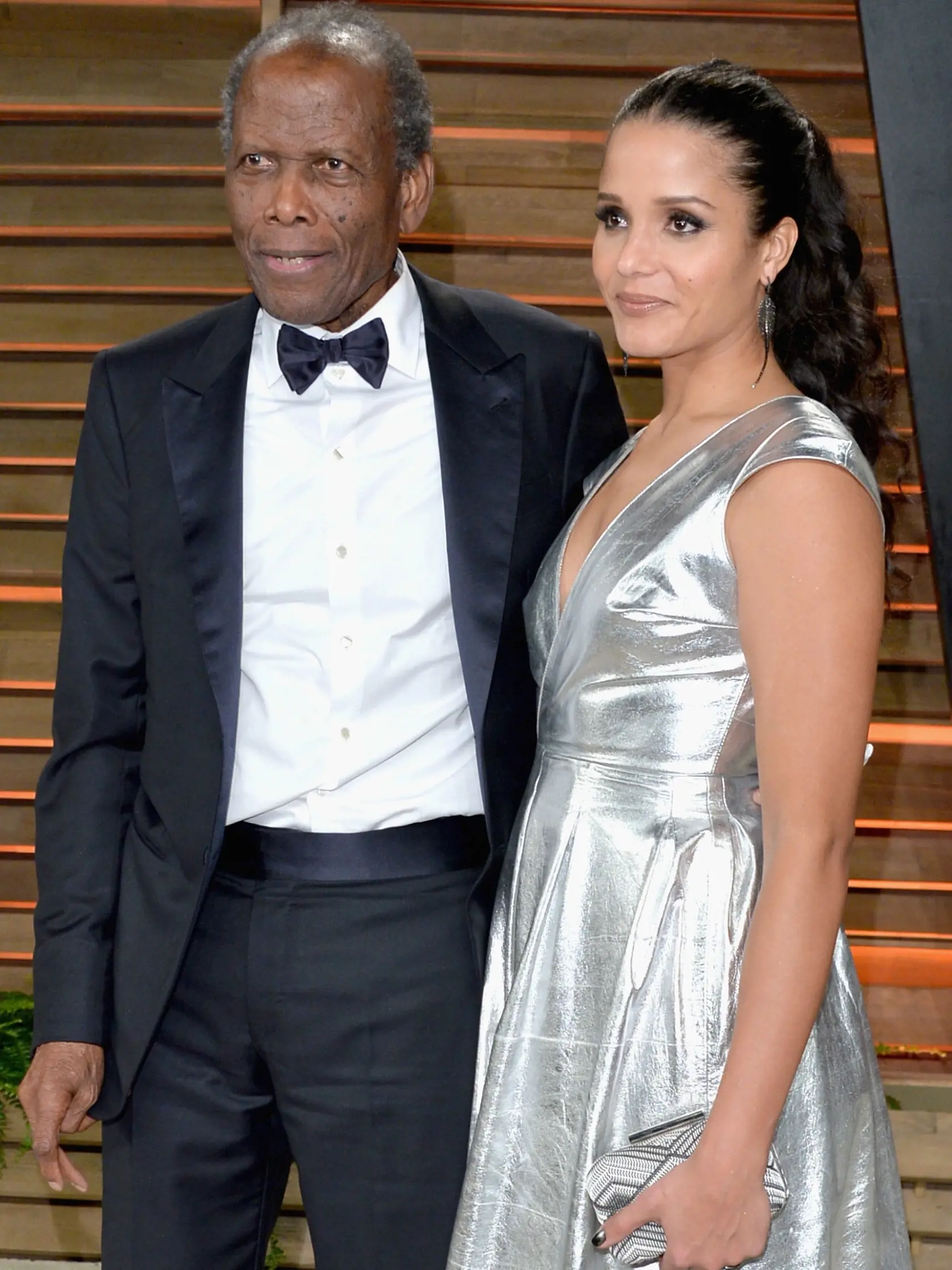 V roku 2009 dostal Sidney Poitier Prezidentskú medailu slobody. Keď v roku 2012 zomrel Ernest Borgnine, stal sa najstarším žijúcim držiteľom Oscara. Na foto so svojou najmladšou dcérou, herečkou Sydney Tamiiou Poitier v roku 2014.