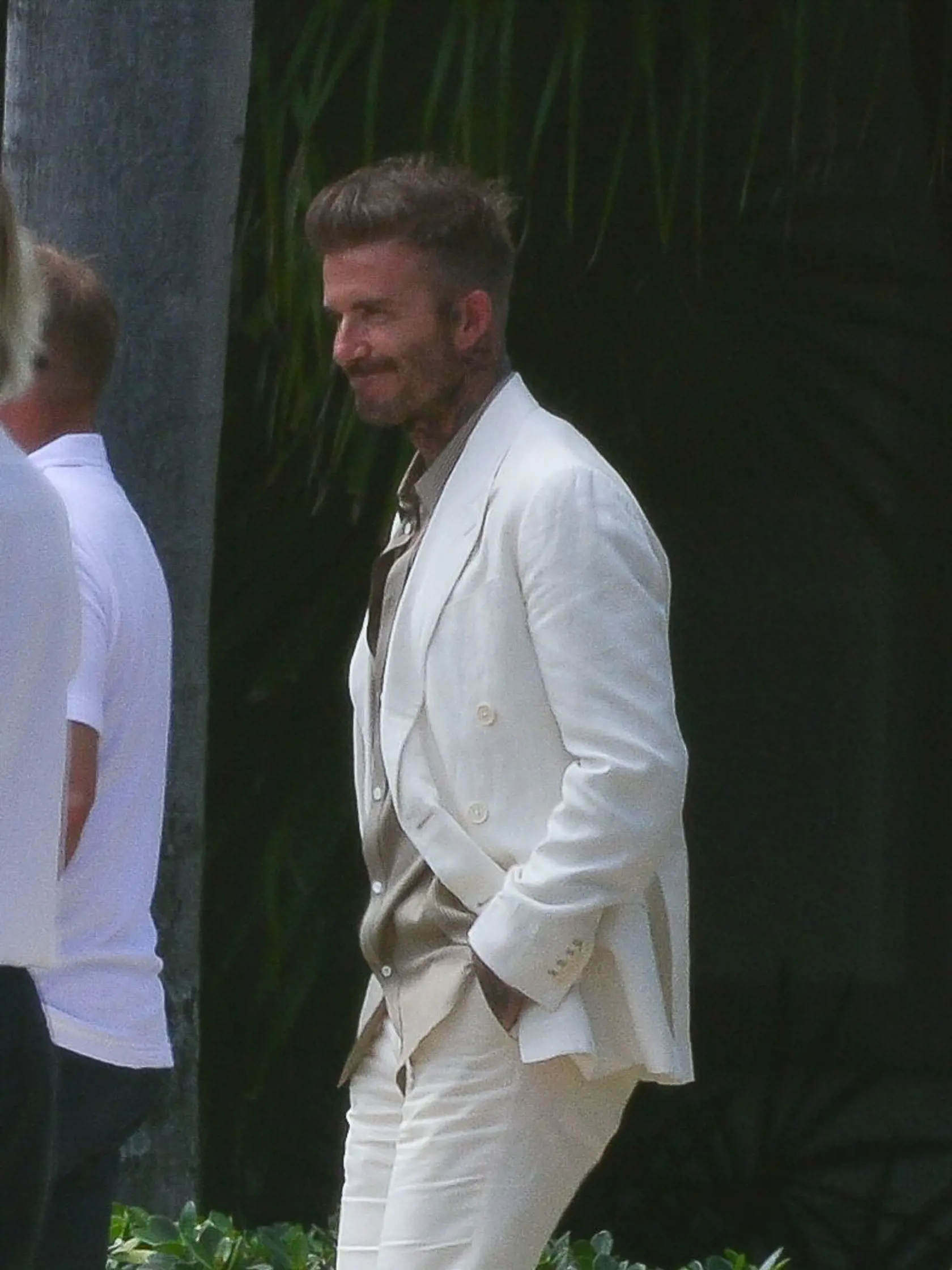 David Beckham po svadbe stále oplýval sexepílom.