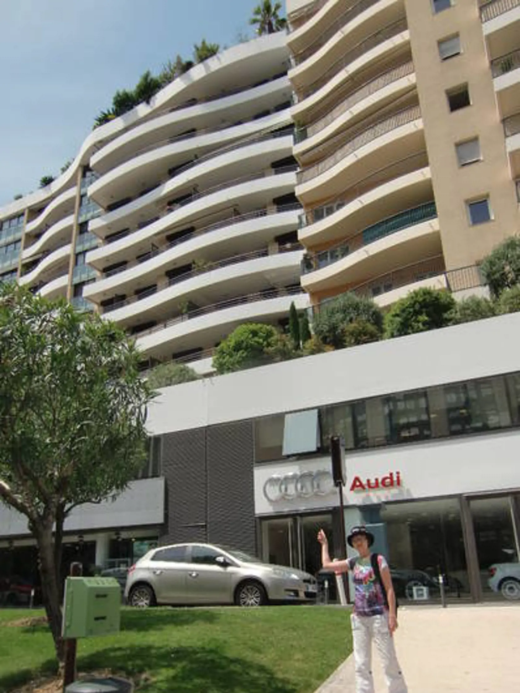 Okrem ďalších nehnuteľností vlastní rodinka aj luxusný Penthouse v Monaku.